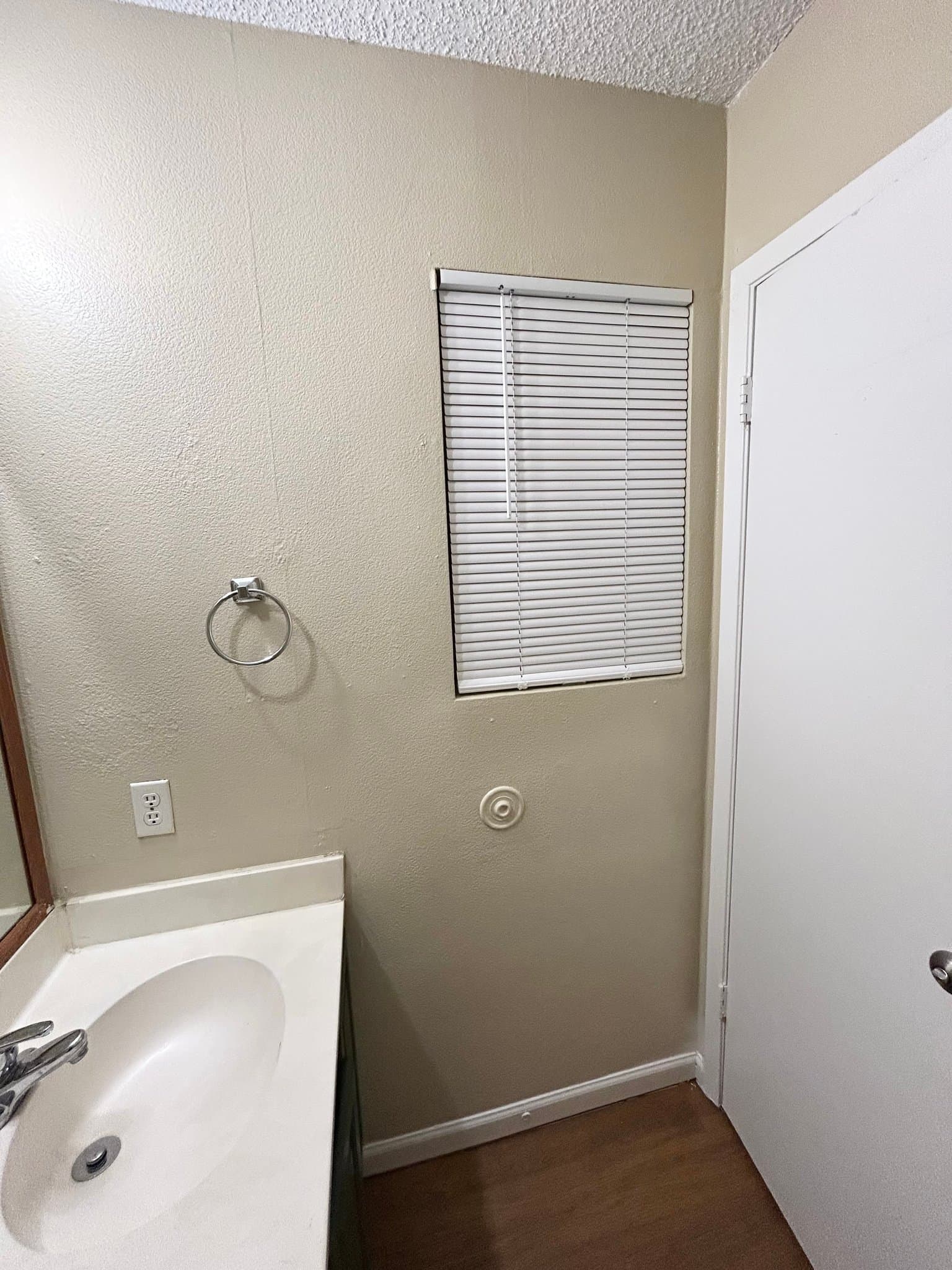 Austin Multiplex: 12803 chromite street