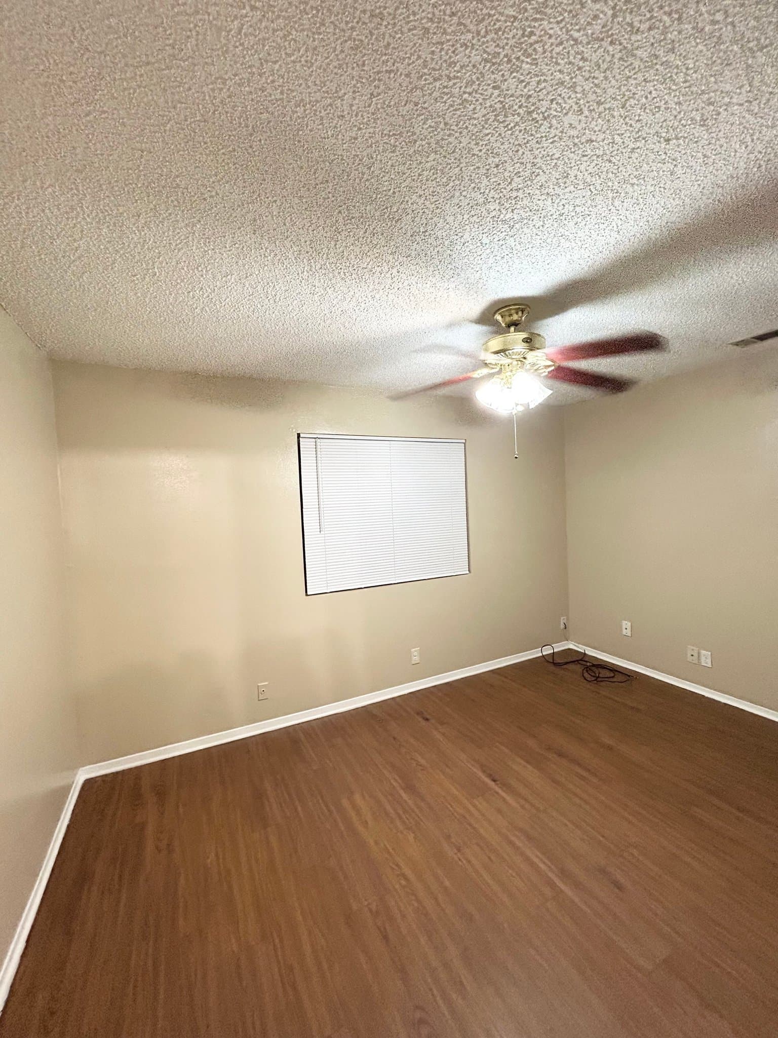 Austin Multiplex: 12803 chromite street