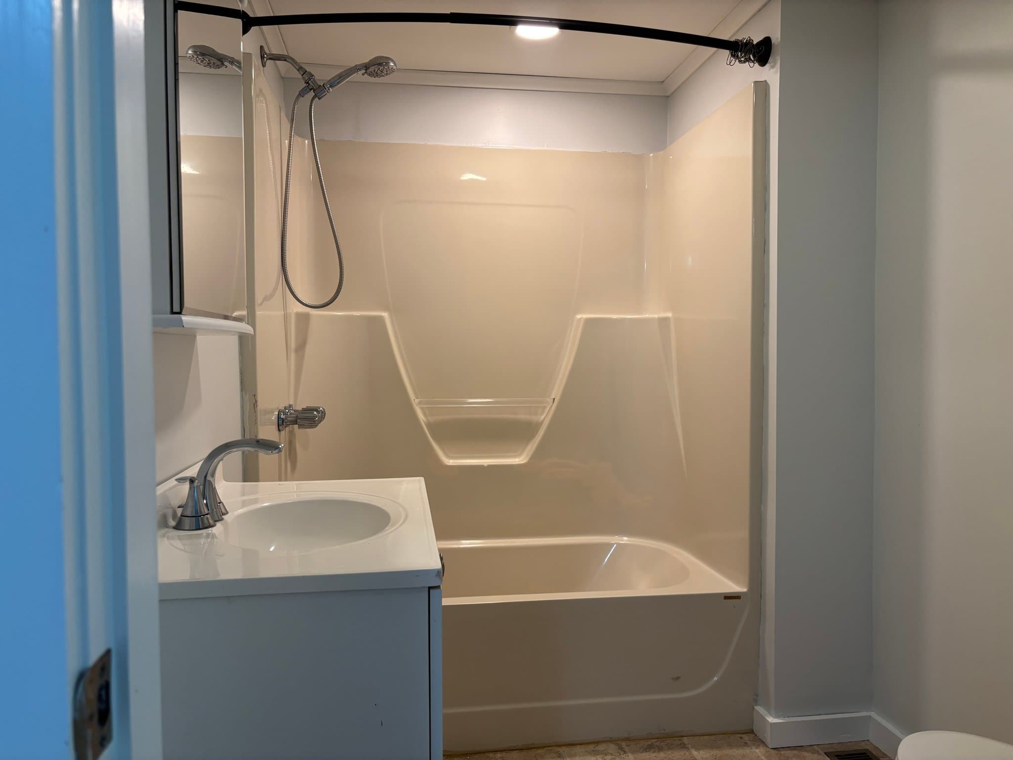 Montpelier Apartment: 975 Sanders Cir