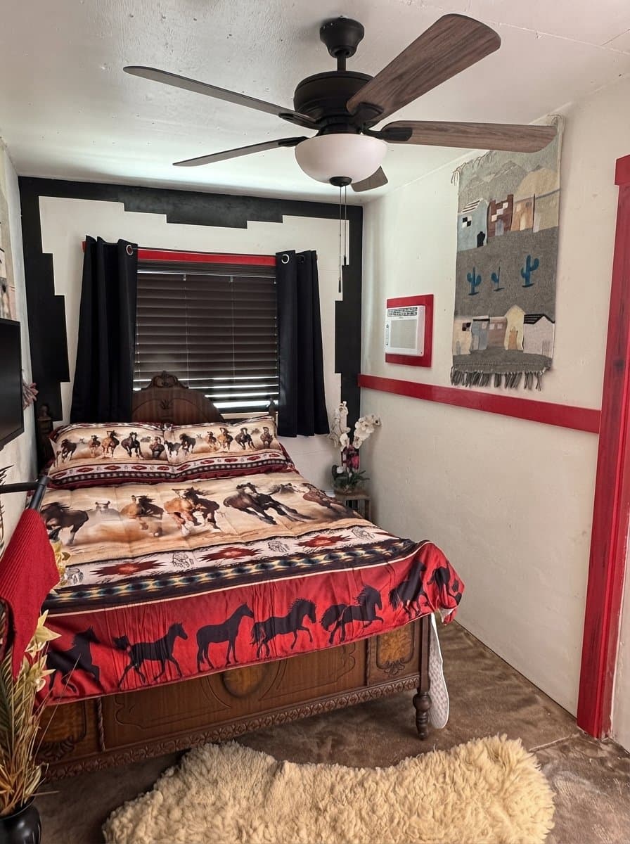 Kingman Single Room: 2392 E Calle Castano