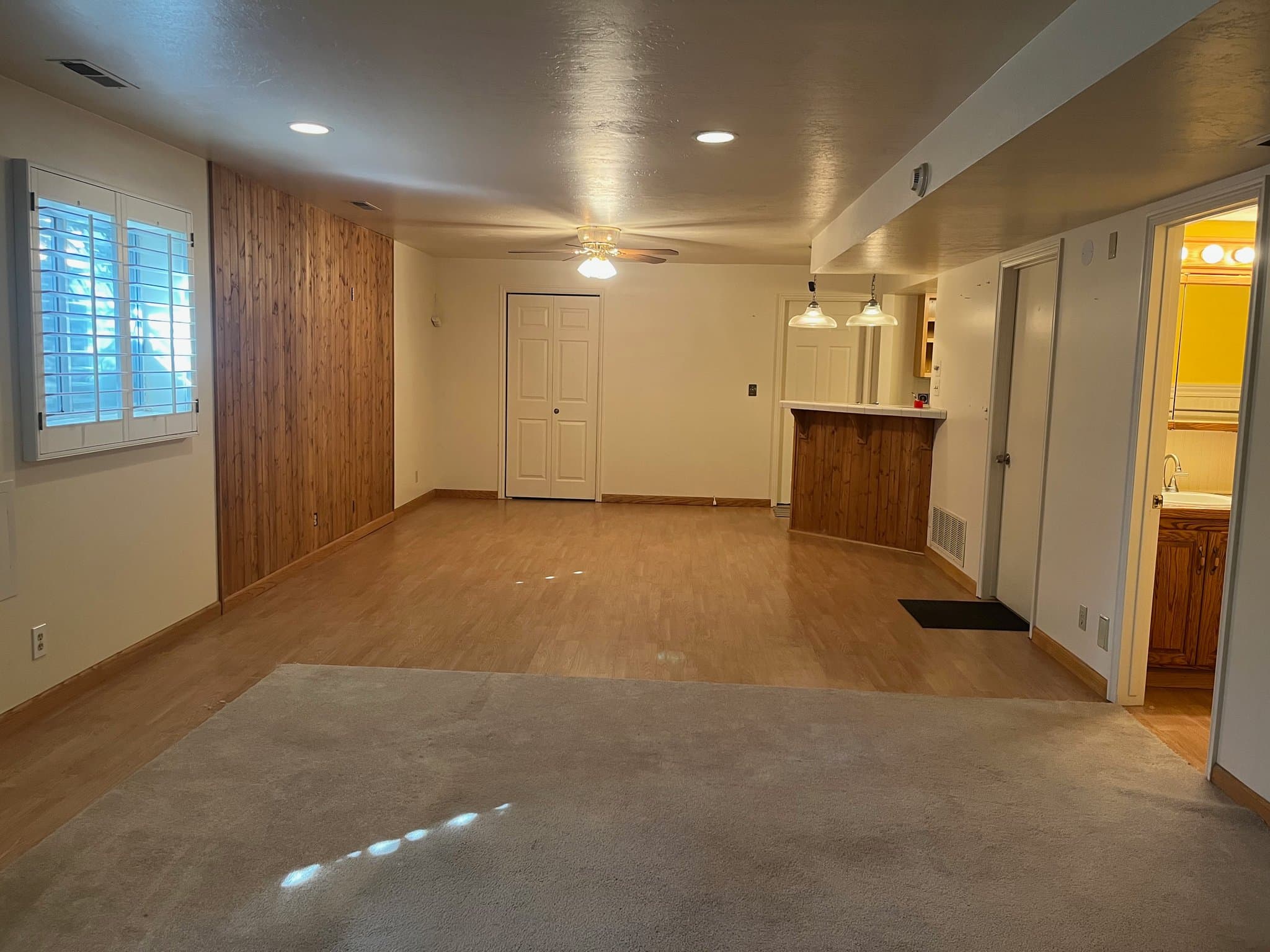 Sandy Other: 2409 E Newcastle Dr