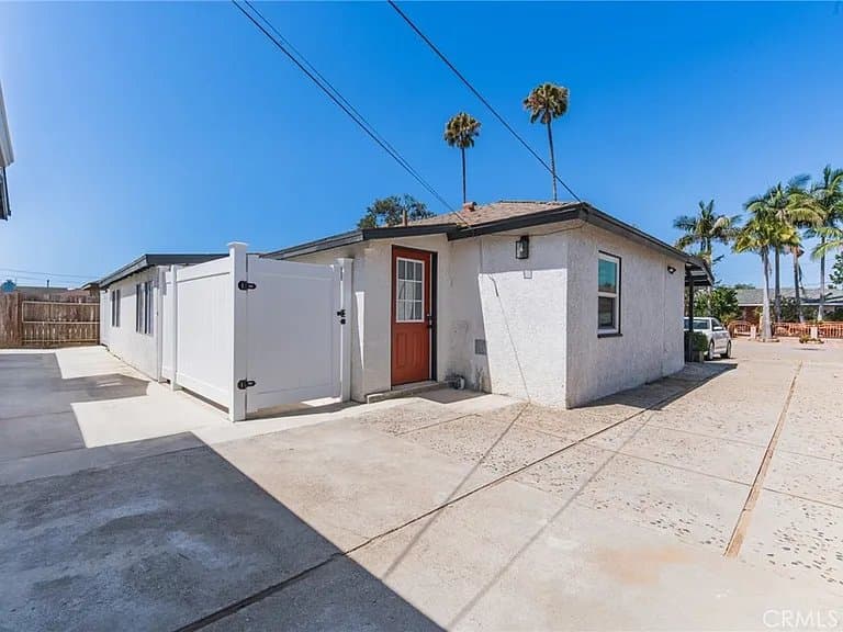 Garden Grove House: 12572 Barbara Ave