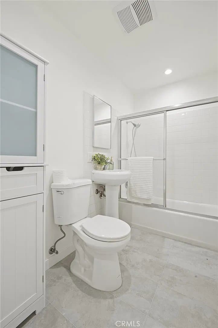 Garden Grove House: 12572 Barbara Ave