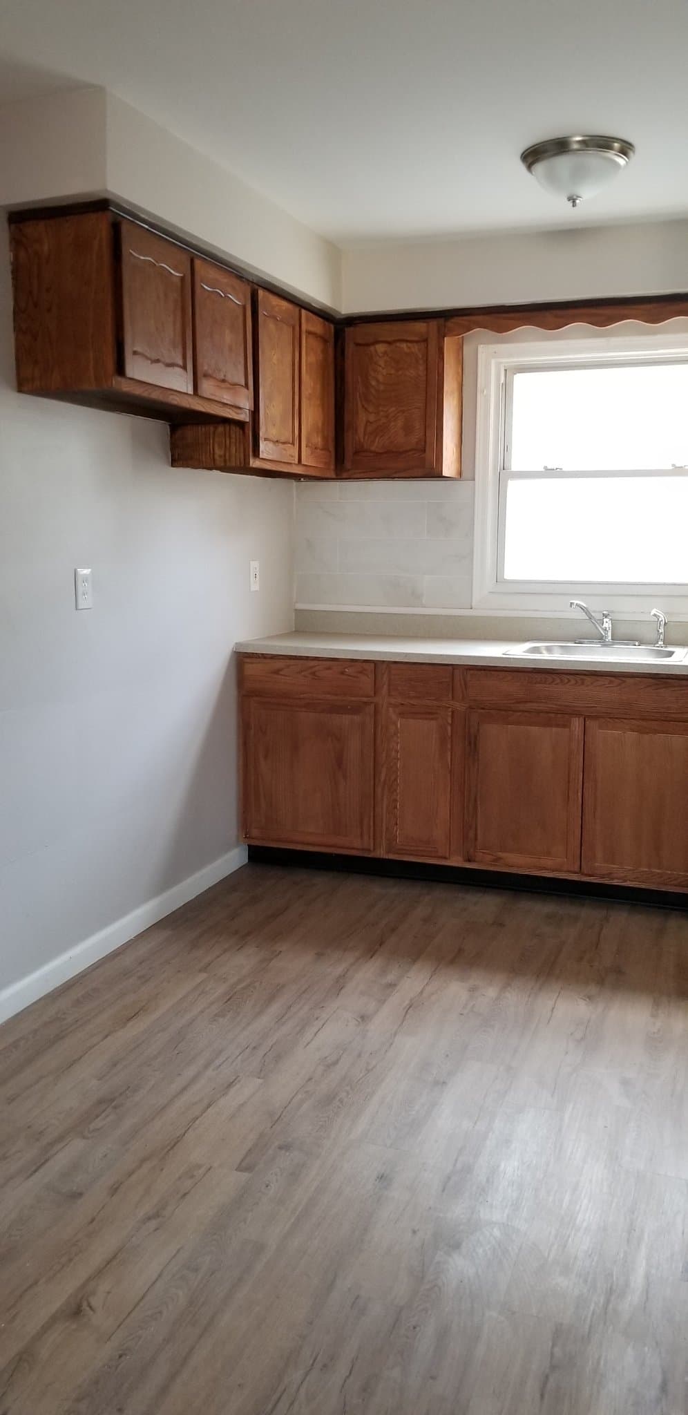 Irvington Apartment: 385 Stuyvesant Ave