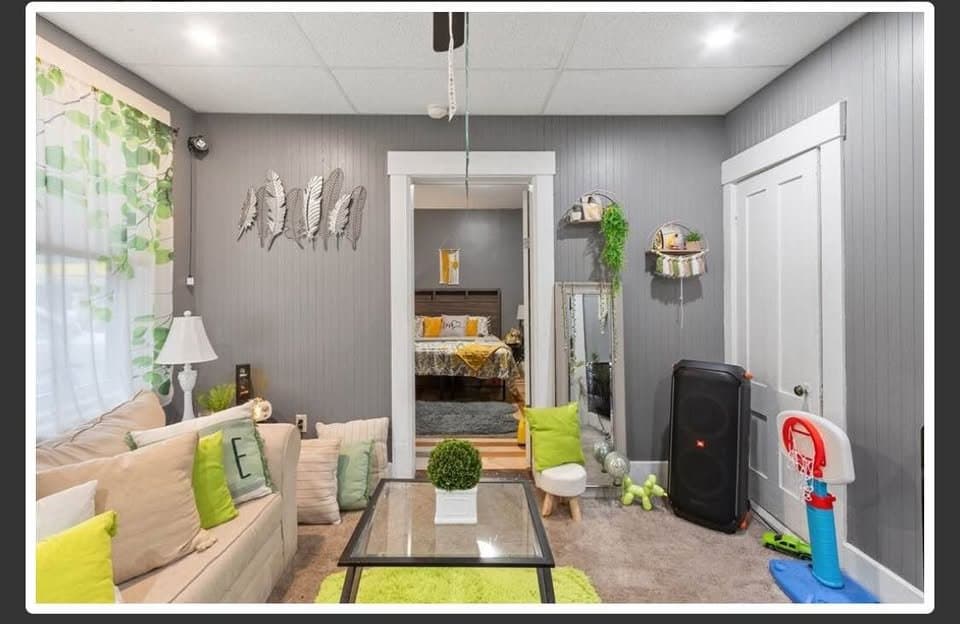 Fitchburg Apartment: 230 Kimball St