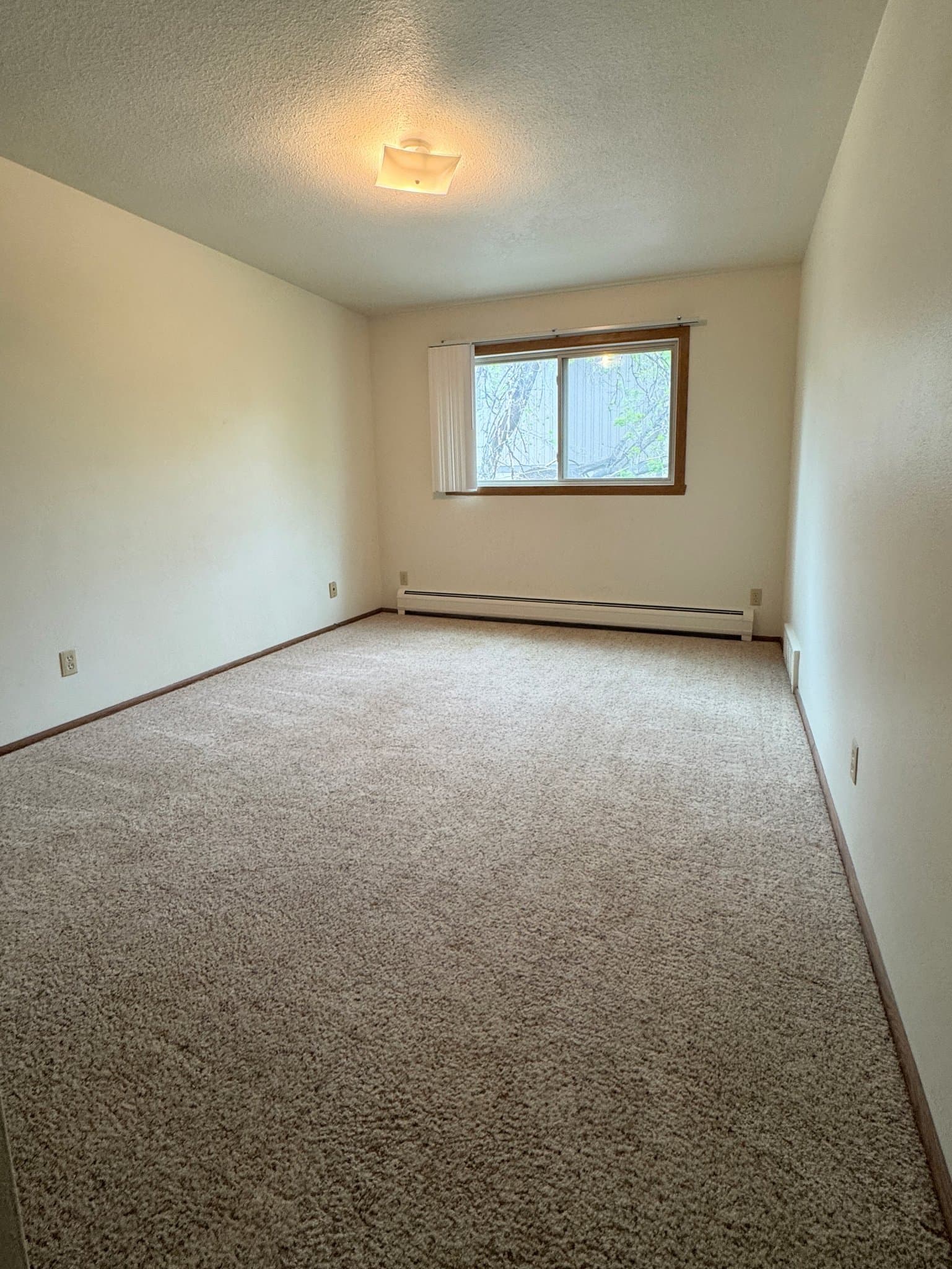 Moorhead Apartment: 910 8th Street South