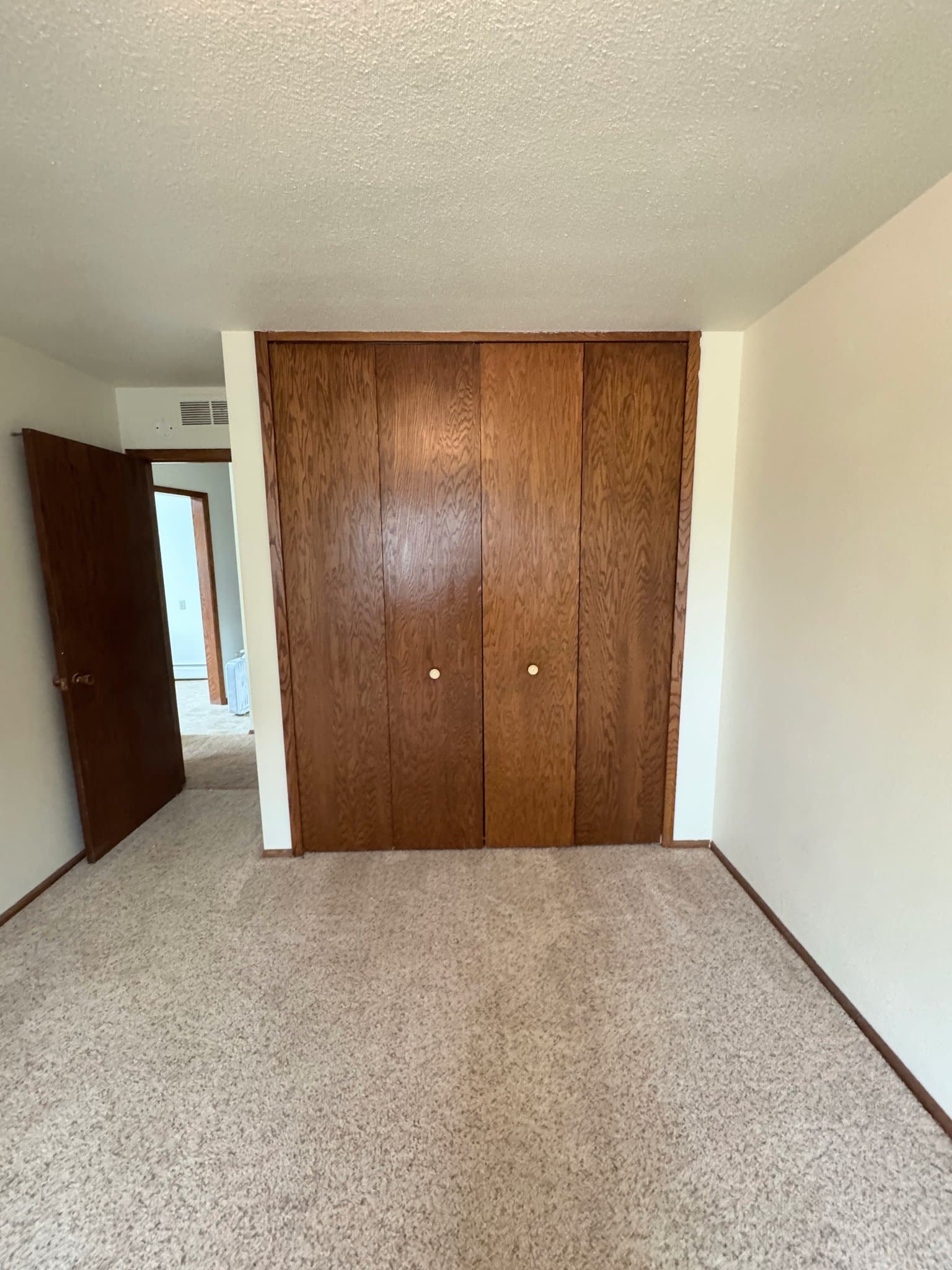 Moorhead Apartment: 910 8th Street South