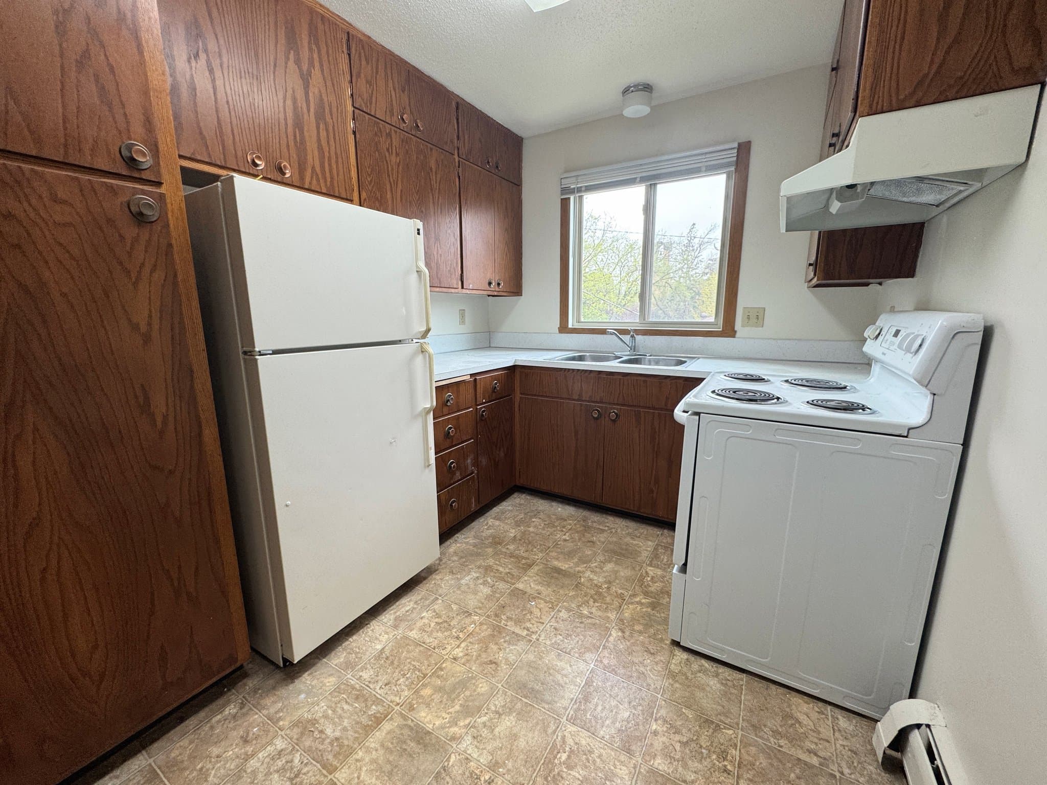 Moorhead Apartment: 910 8th Street South
