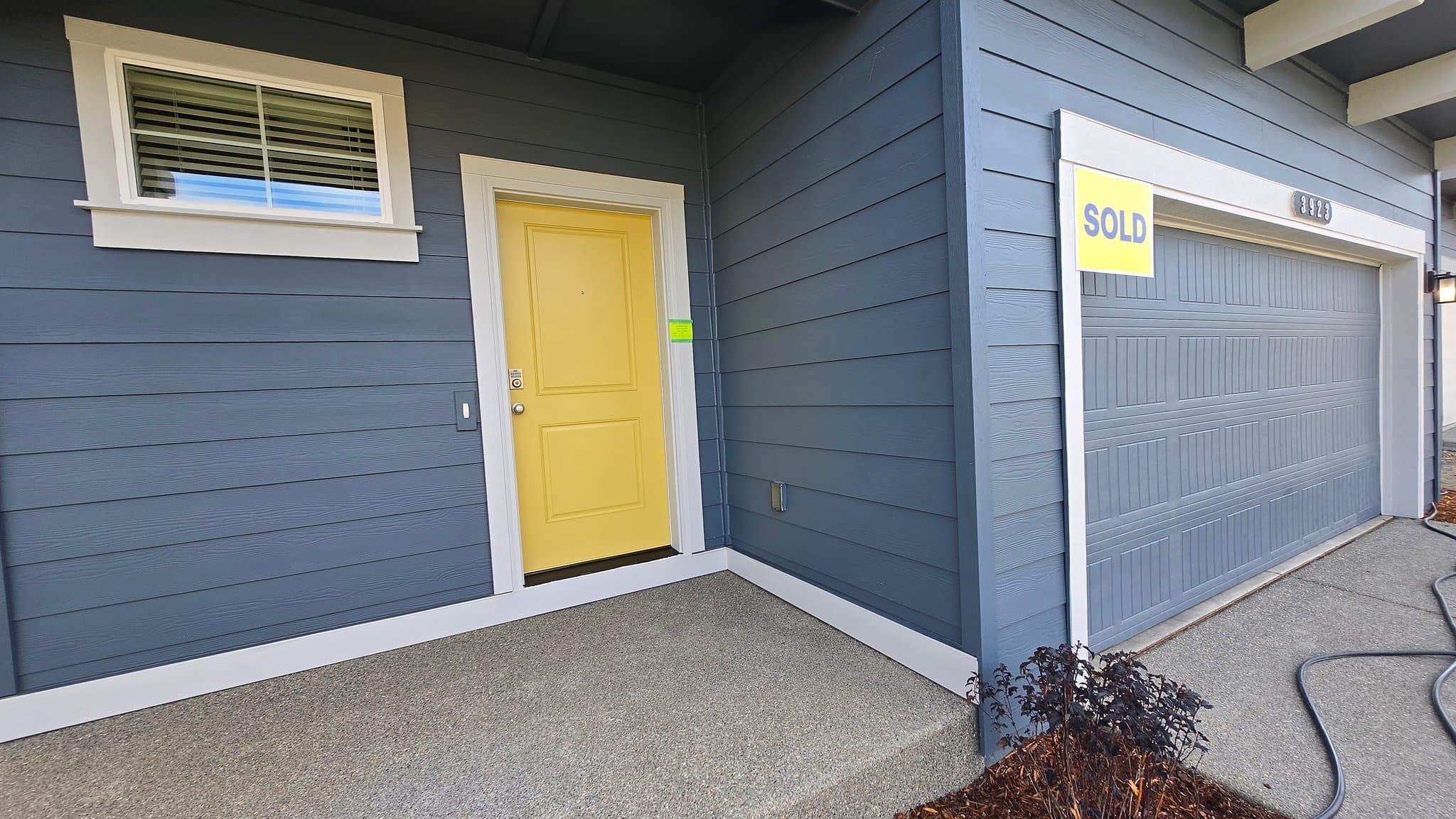 olympia House: 3923 23rd Ave NE