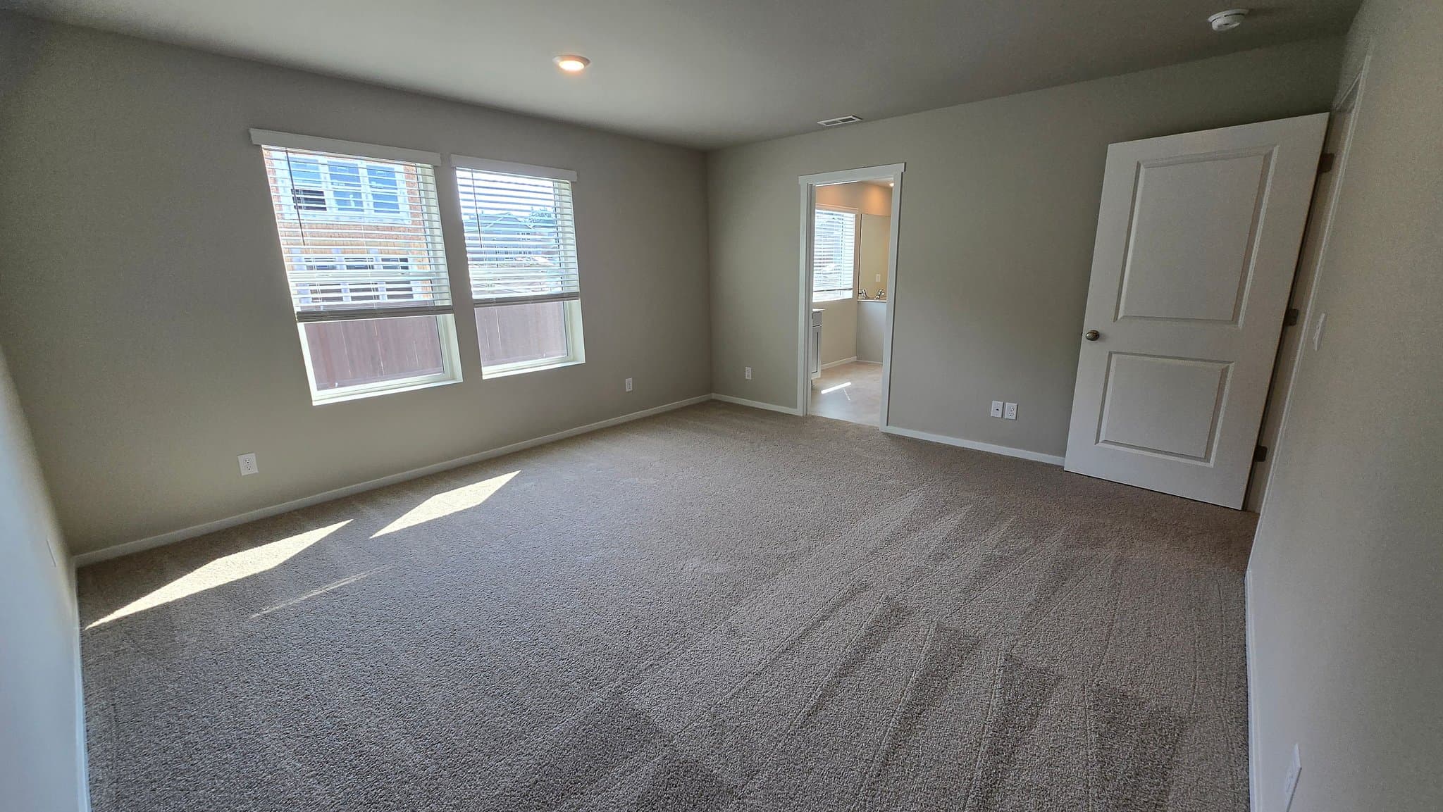 olympia House: 3923 23rd Ave NE