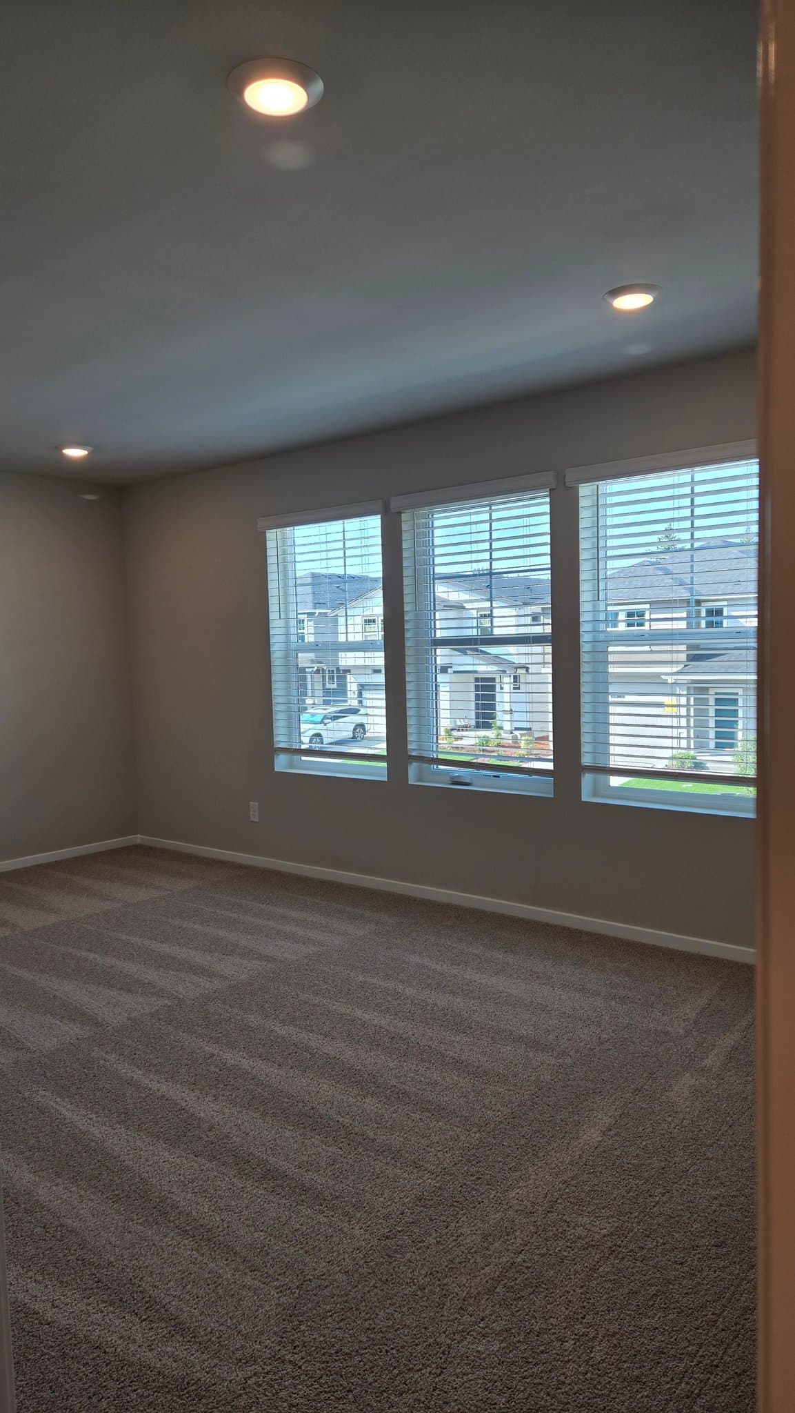 olympia House: 3923 23rd Ave NE