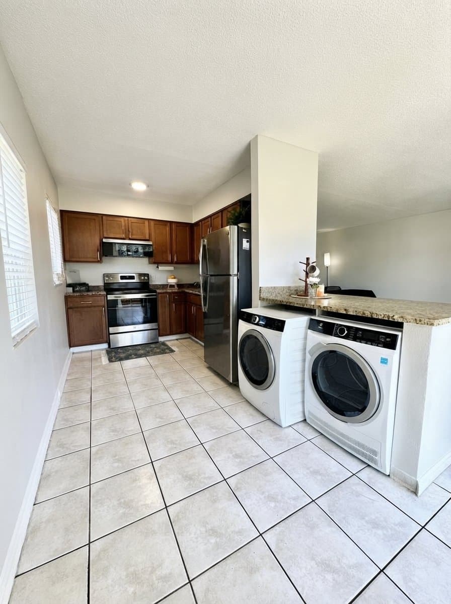 Orlando Apartment: 1700 Van Ness St