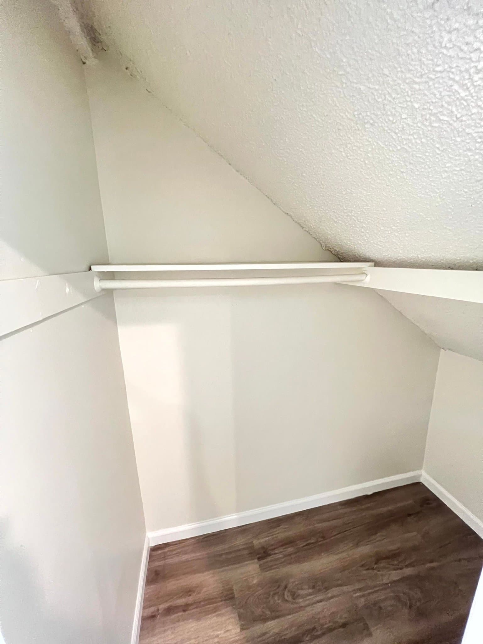 Santa Monica Apartment: 2408 Ocean Park
