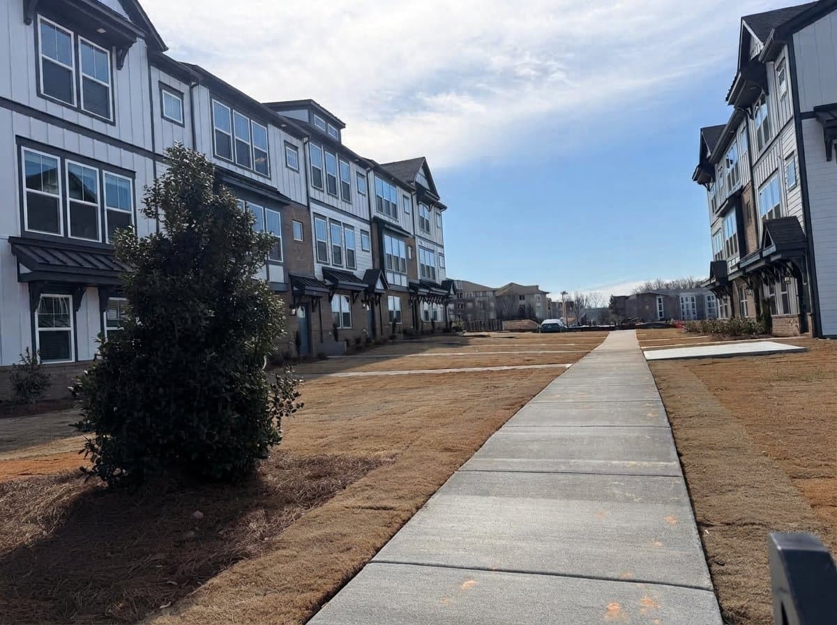 Charlotte Townhome: 3009 Rexton Ln