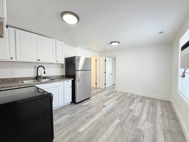 Millcreek Condo: 3128 S 900 E
