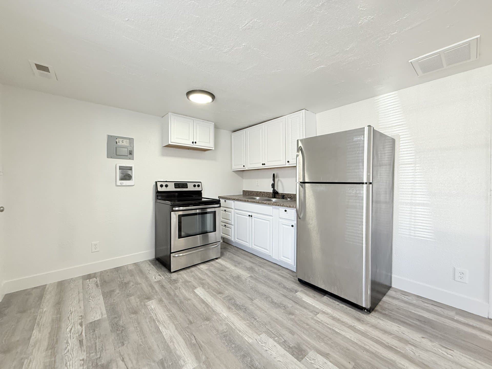 Millcreek Condo: 3128 S 900 E