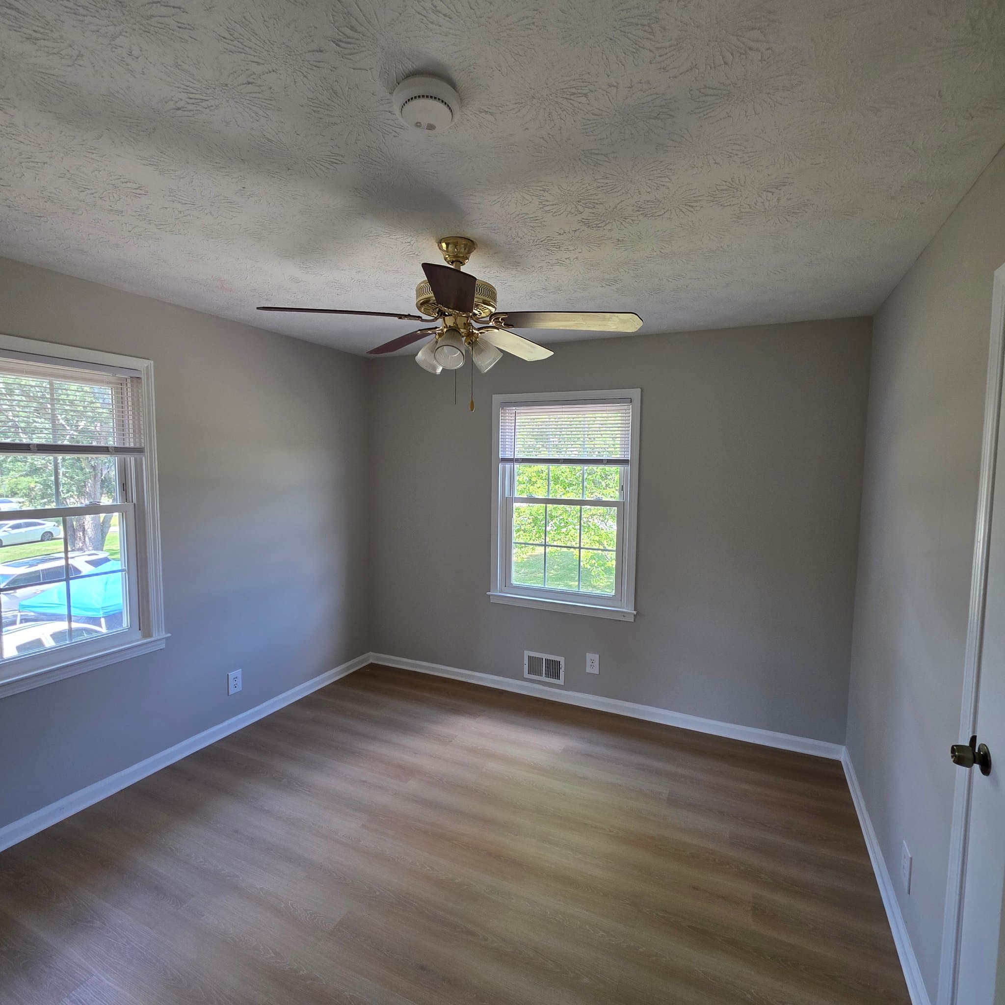 Lawrenceville House: 552 Plantation Blvd