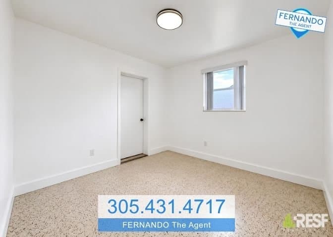 Miami House: 212 Northwest Blvd.
