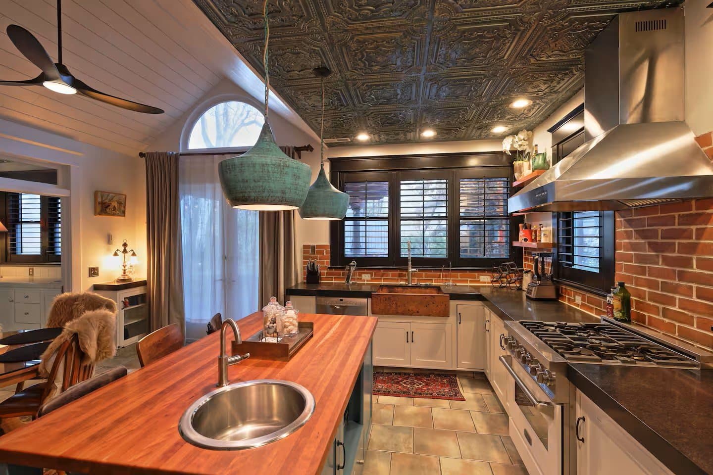 Salt Lake City House: 135 W 600 N