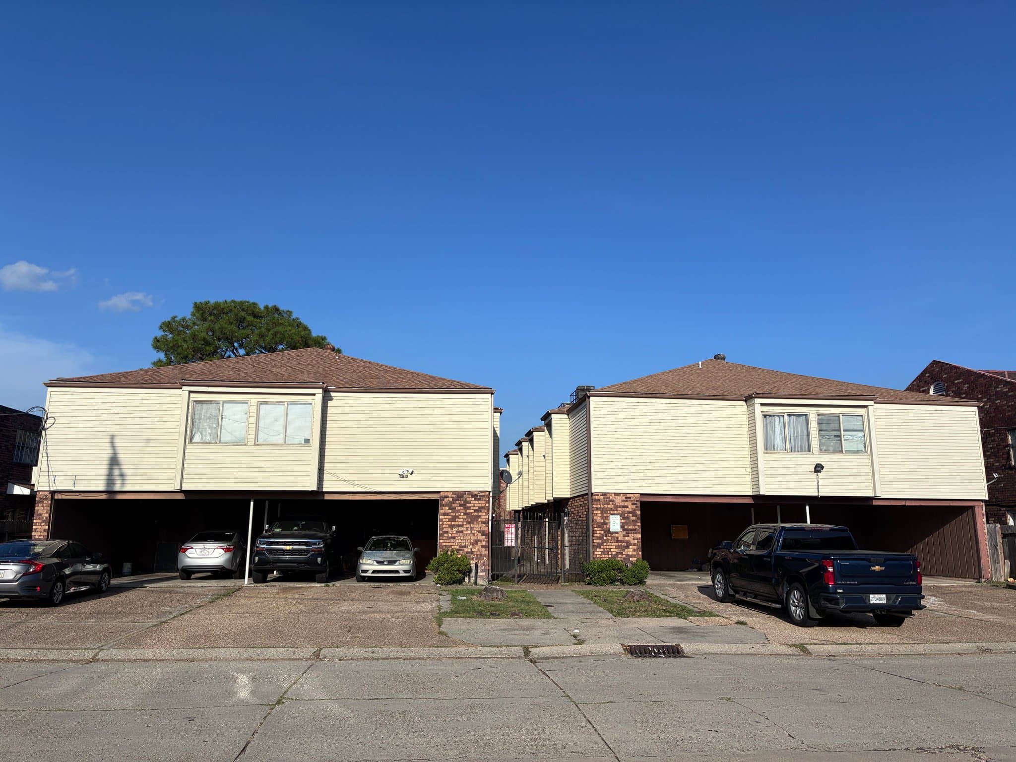 Metairie Multiplex: 2309 Giuffrias Ave