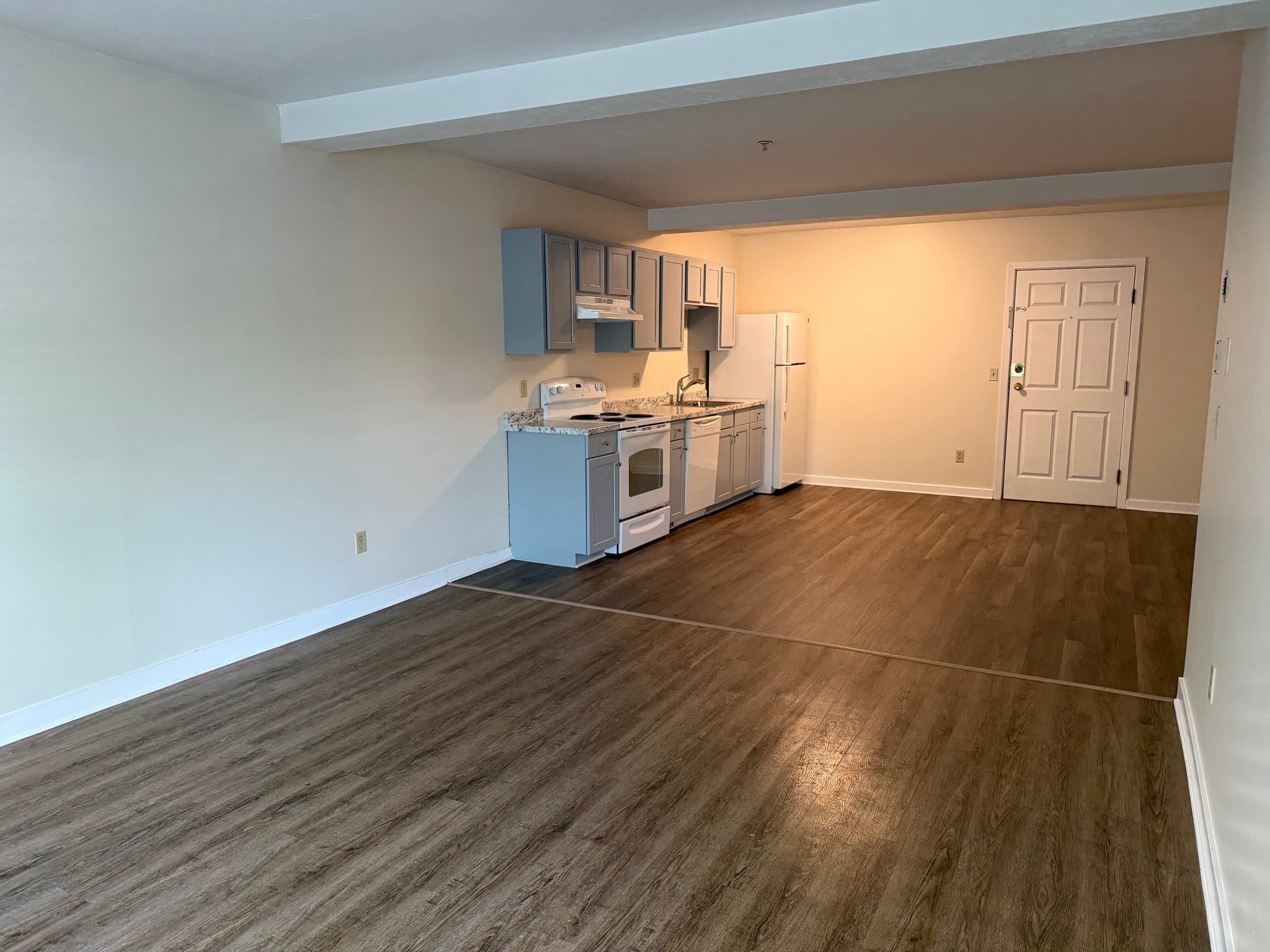 Amherst Apartment: 30 Gatehouse Road