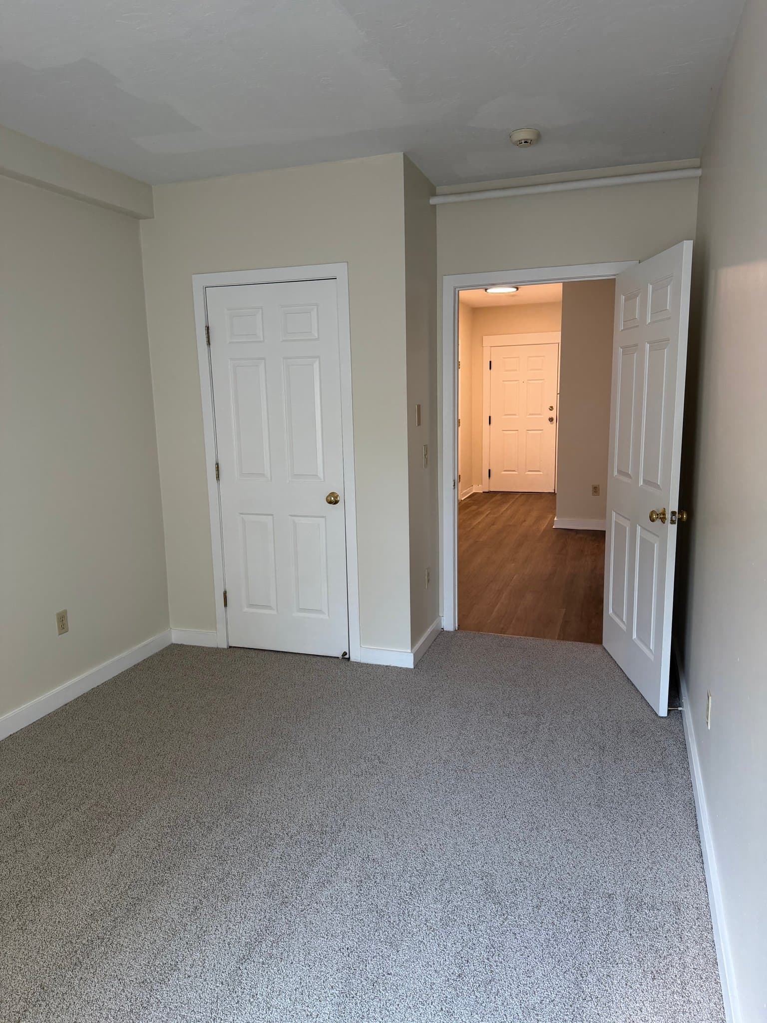 Amherst Apartment: 30 Gatehouse Road