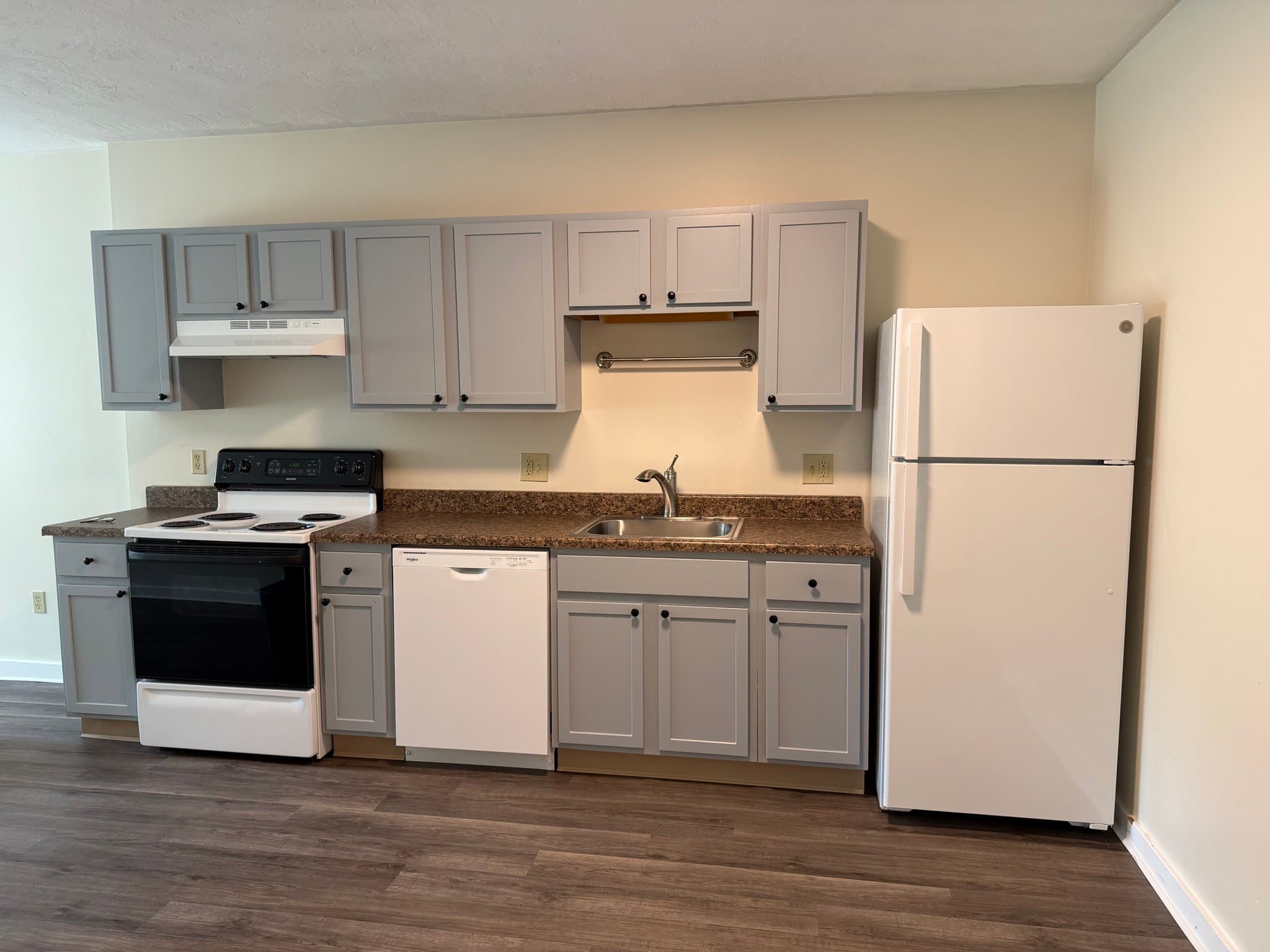 Amherst Apartment: 30 Gatehouse Road
