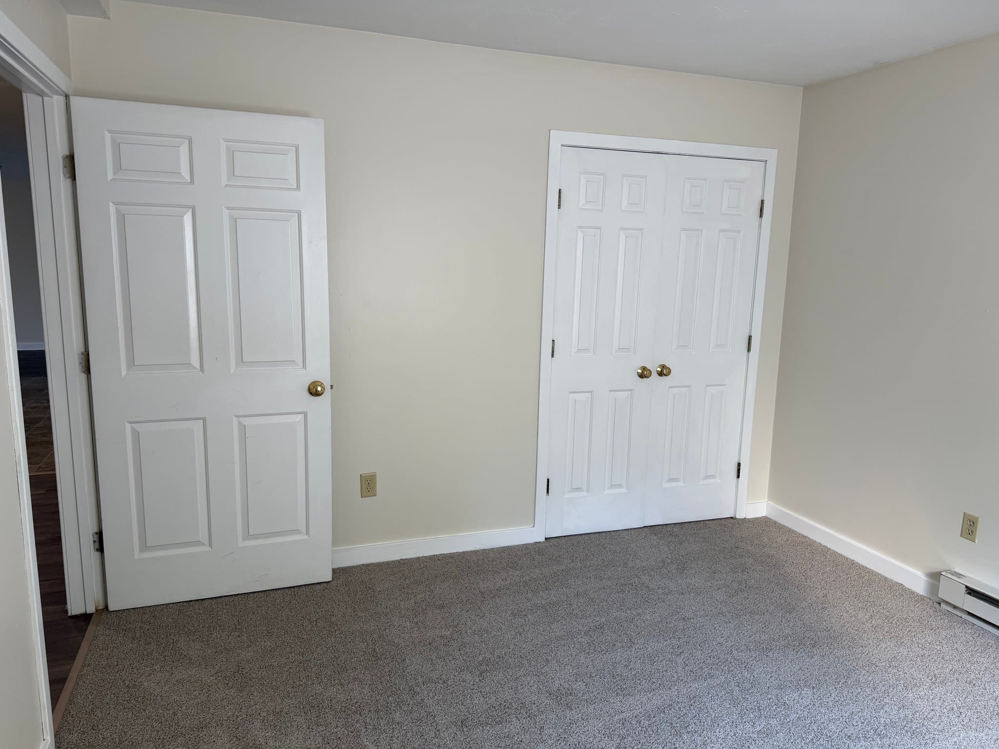 Amherst Apartment: 30 Gatehouse Road