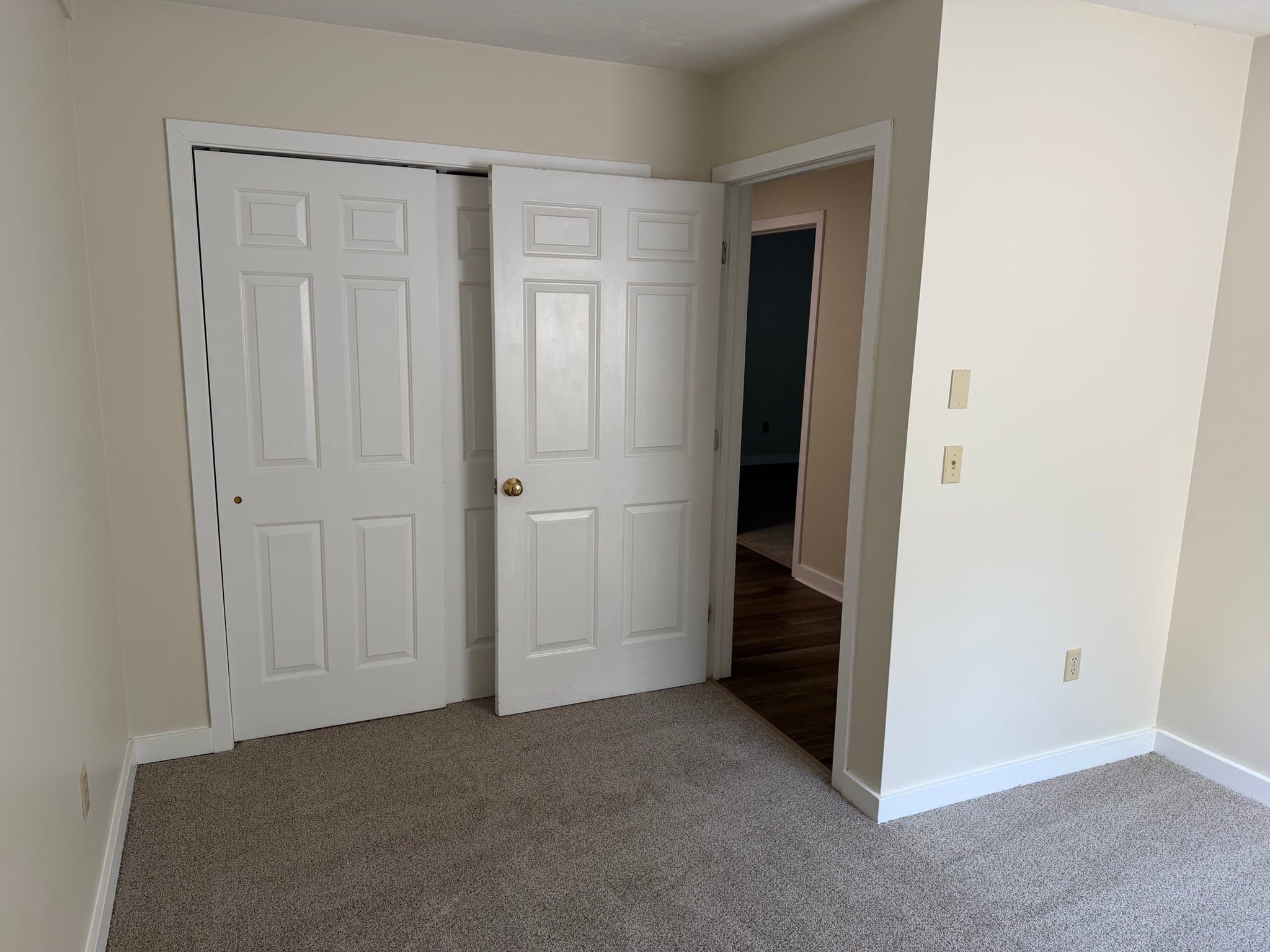 Amherst Apartment: 30 Gatehouse Road