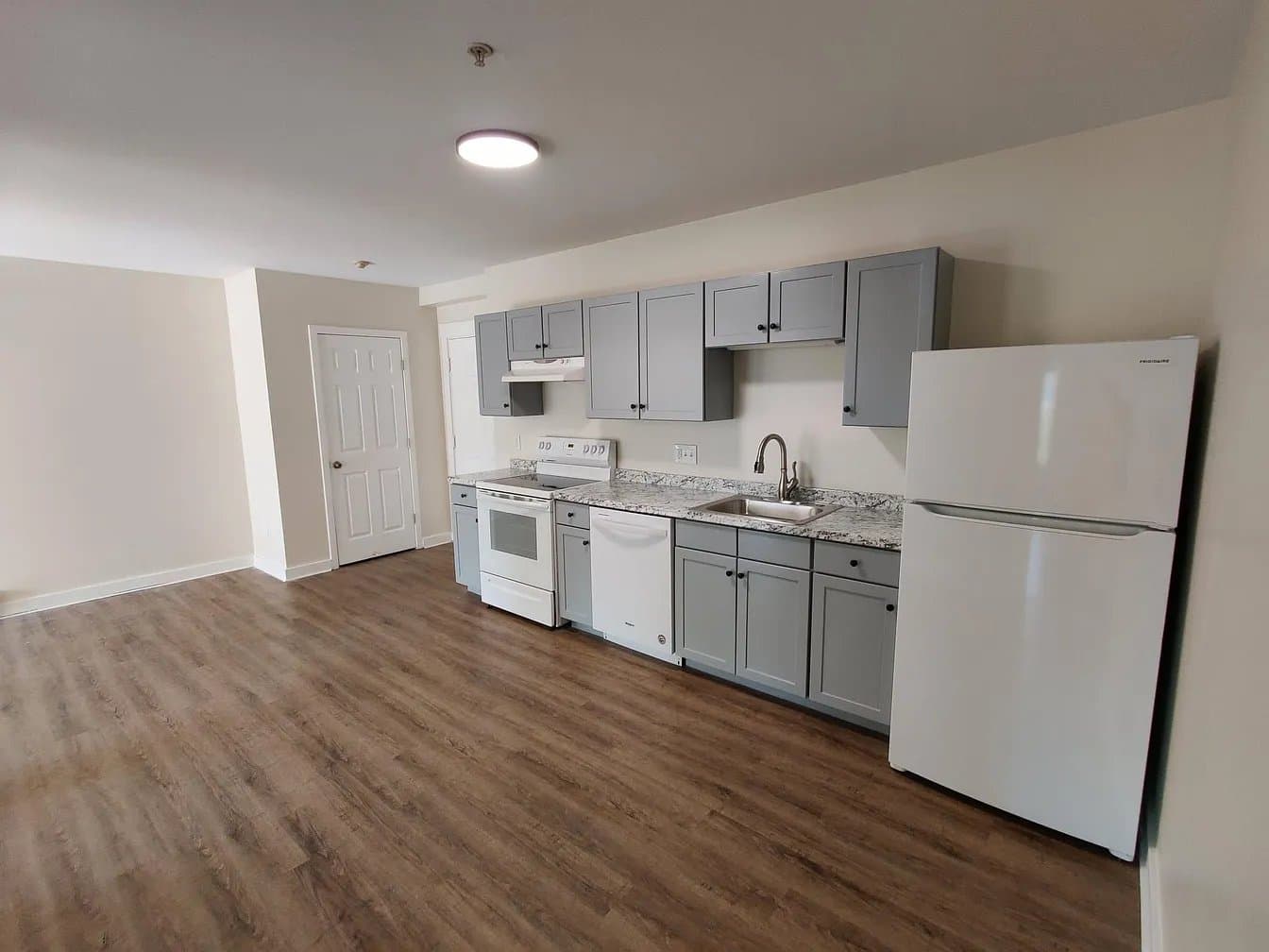 Amherst Apartment: 30 Gatehouse Road
