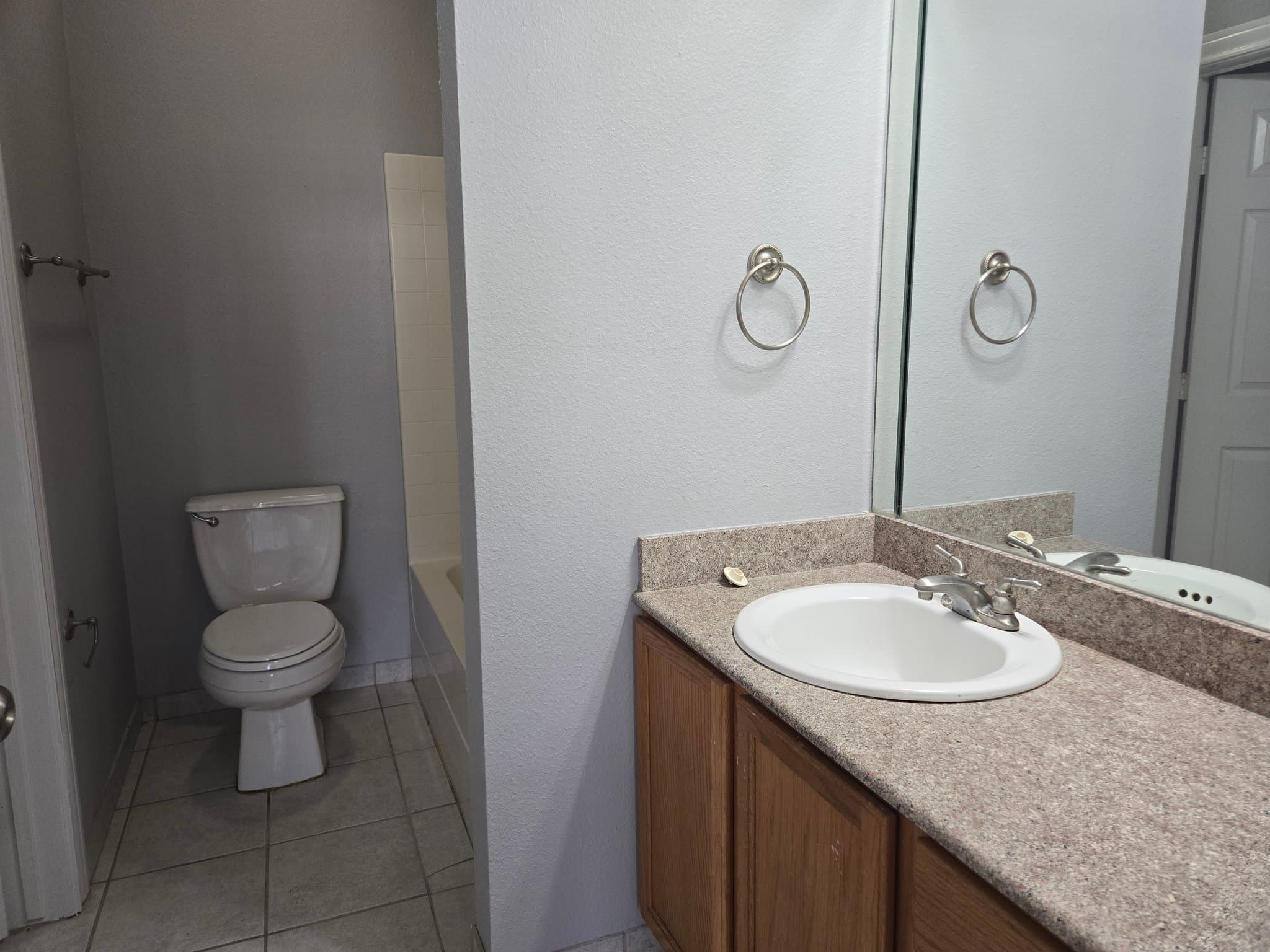 College Station Townhome: 801 Luther St