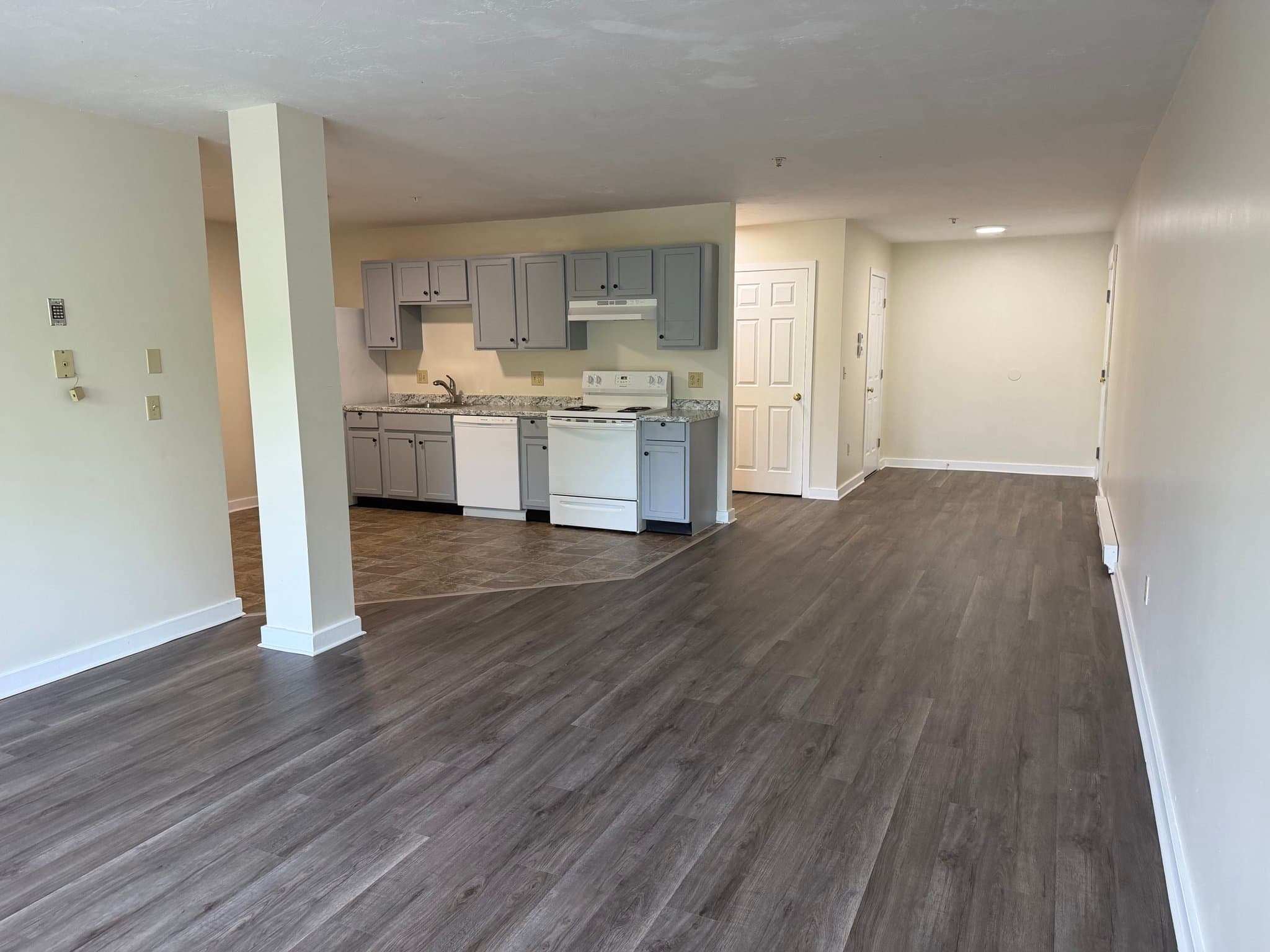 Amherst Apartment: 30 Gatehouse Road
