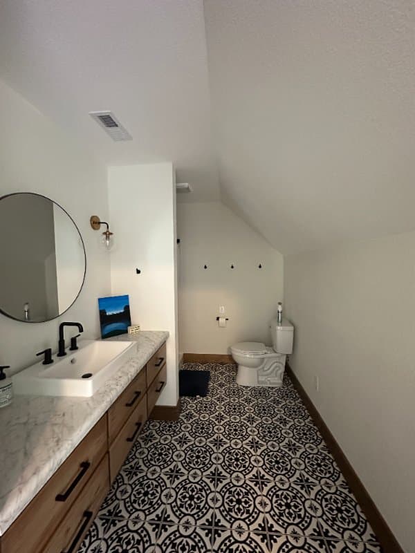 Canon Apartment: 0 Spring Creek Court