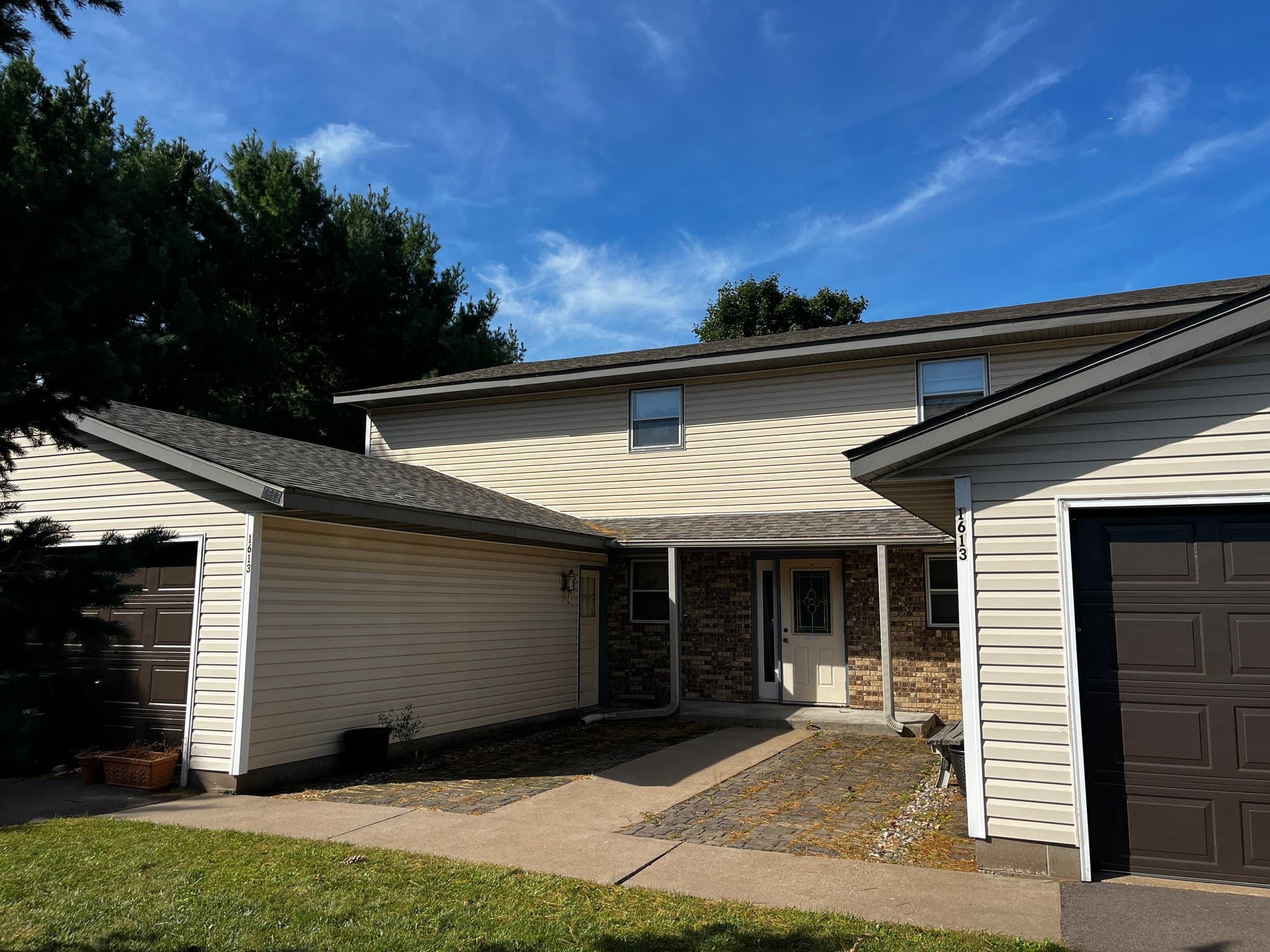 Hudson Townhome: 1613 Redwood Drive