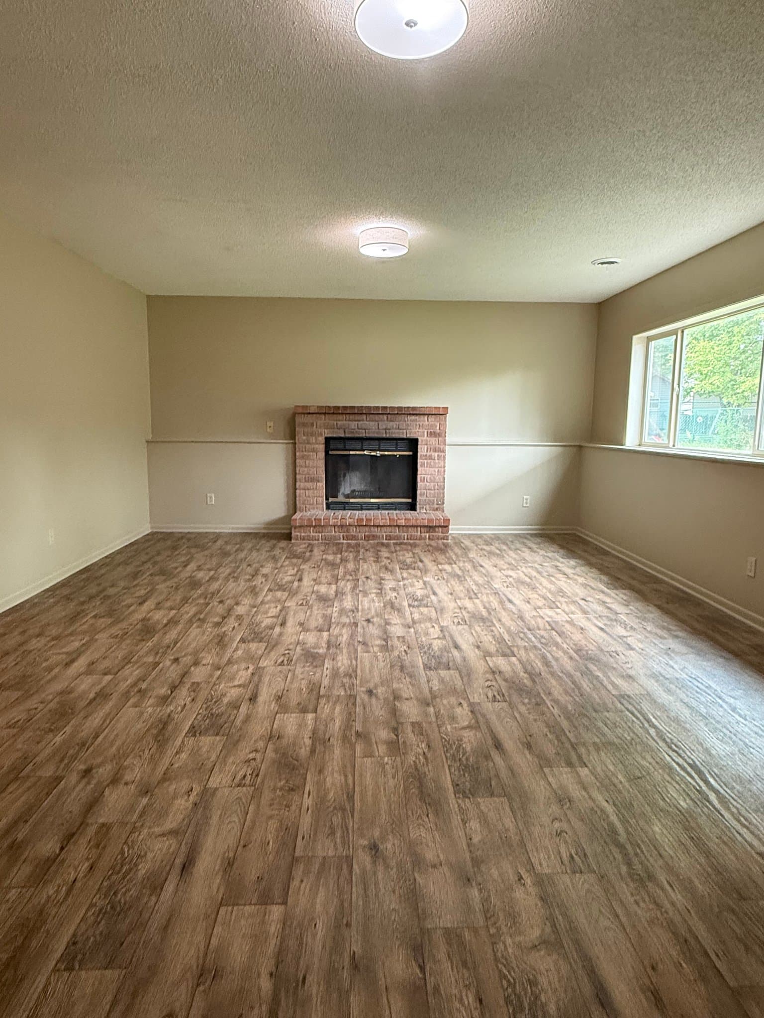 Maple Grove Other: 8916 Magnolia Ln N