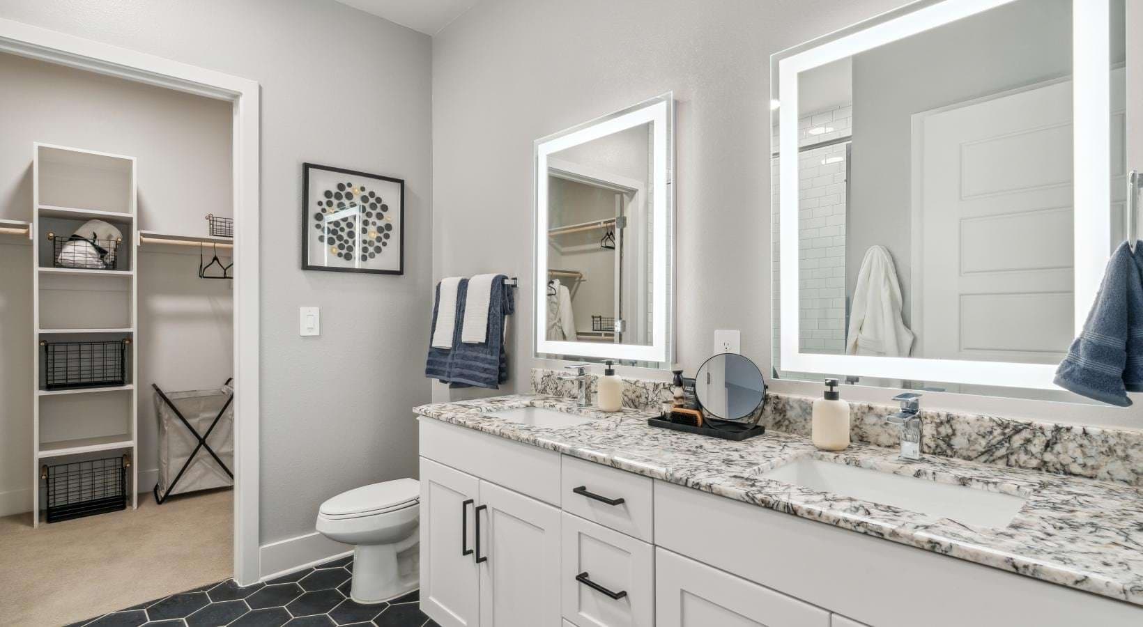 Dallas Apartment: 12389 Merit Dr