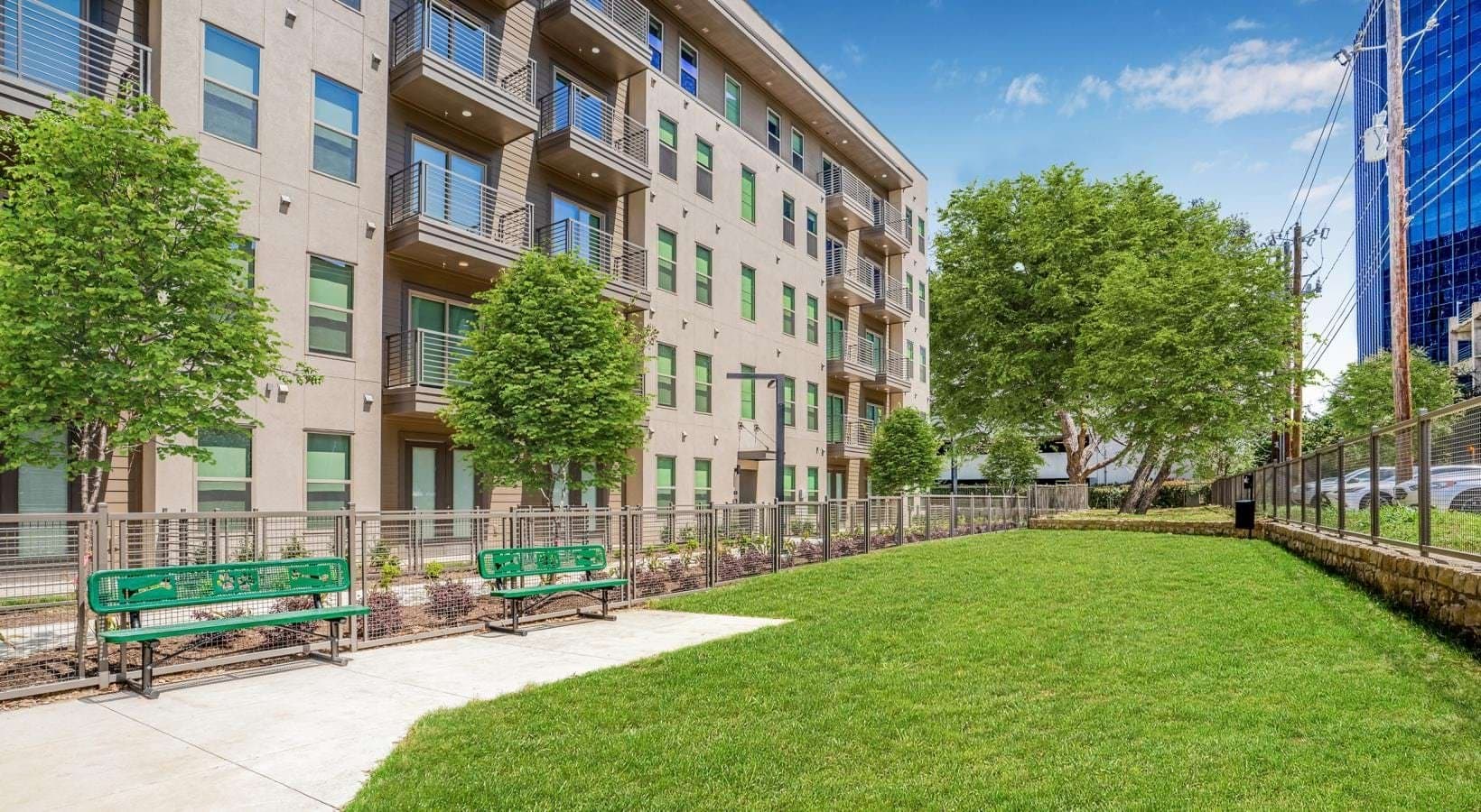 Dallas Apartment: 12389 Merit Dr