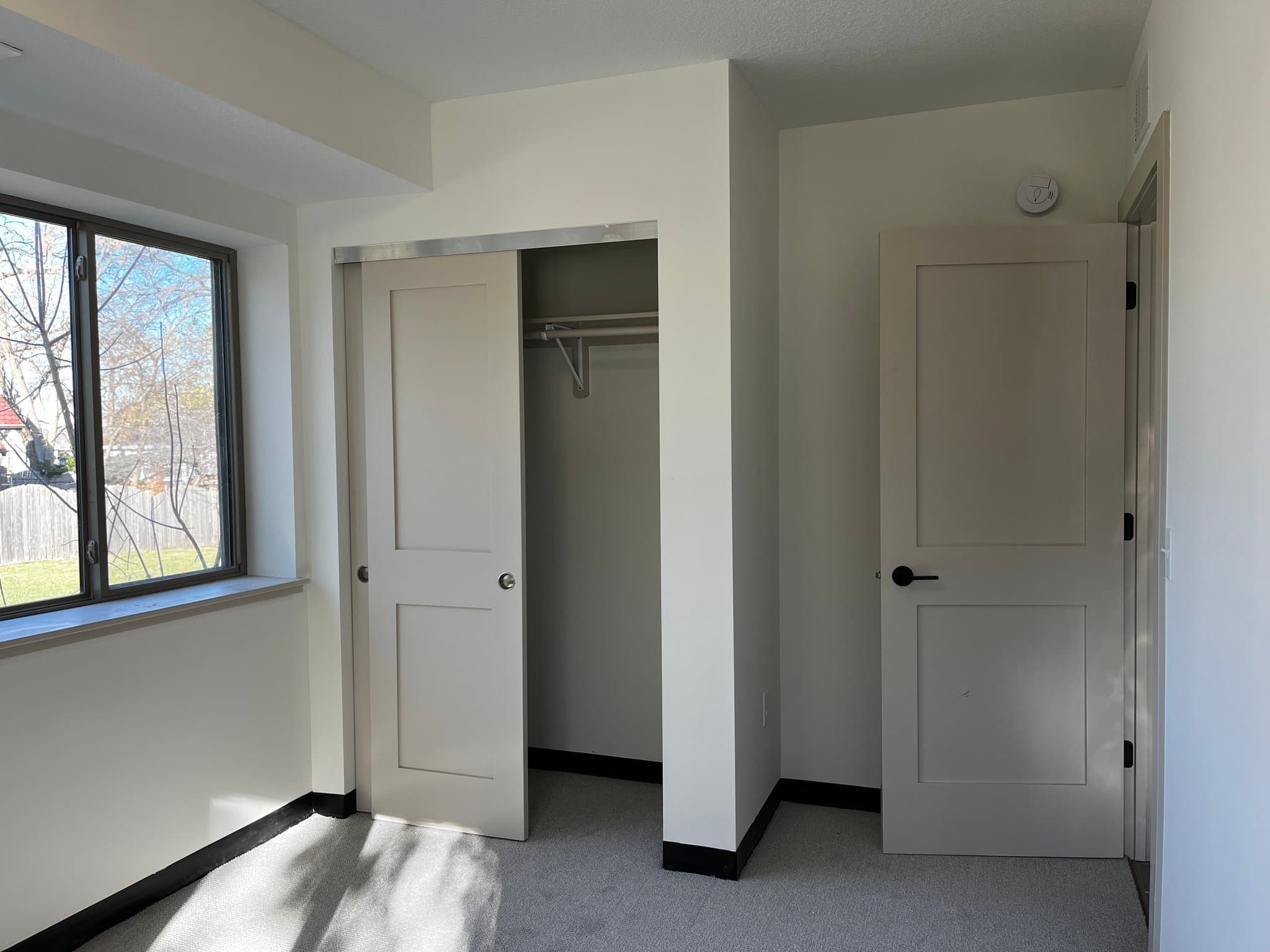 Red Wing Apartment: 480 8th St. W.