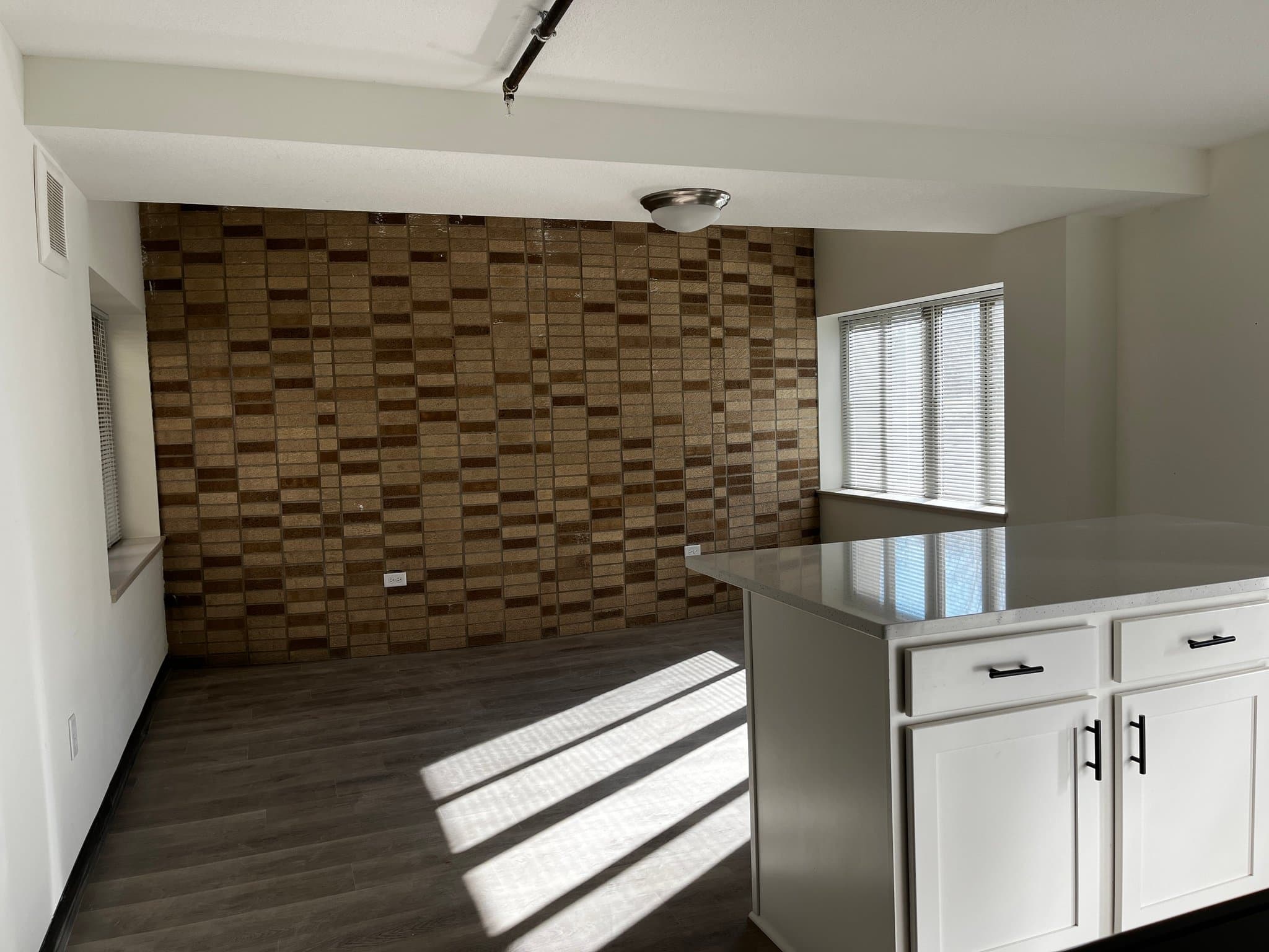 Red Wing Apartment: 480 8th St. W.
