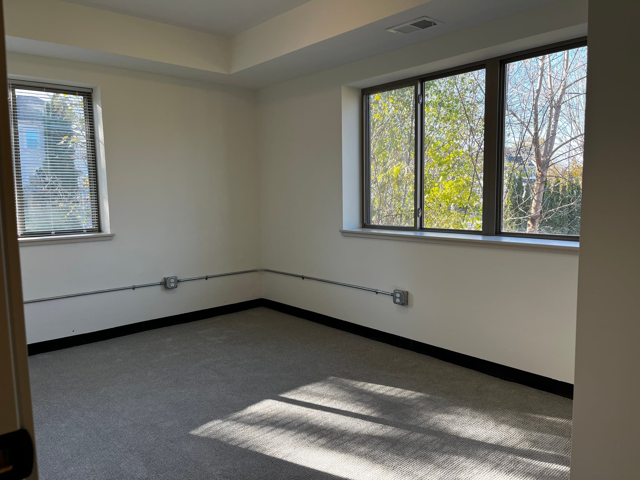 Red Wing Apartment: 480 8th St. W.