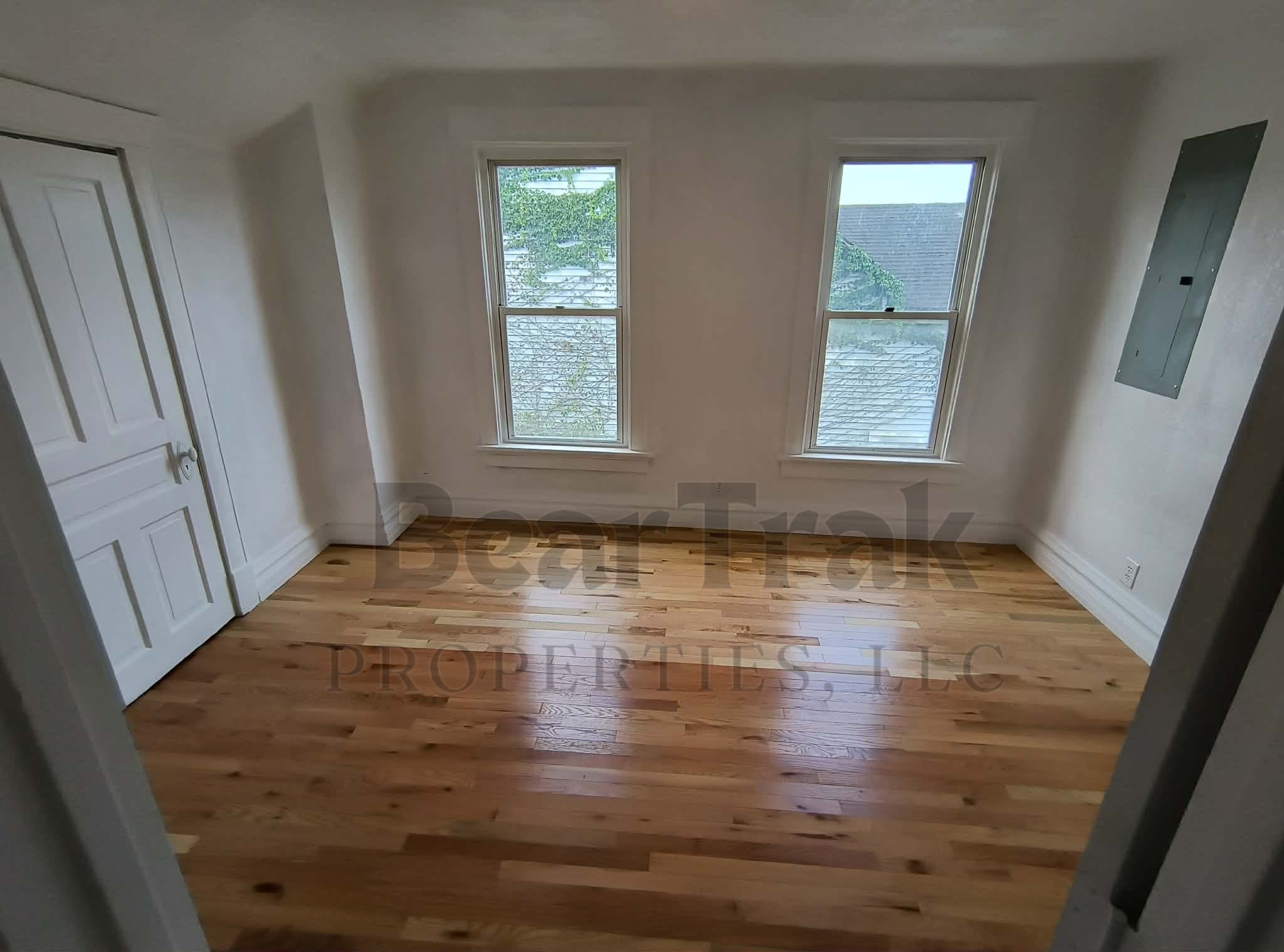 Wellsburg Townhome: 1339 Charles Street