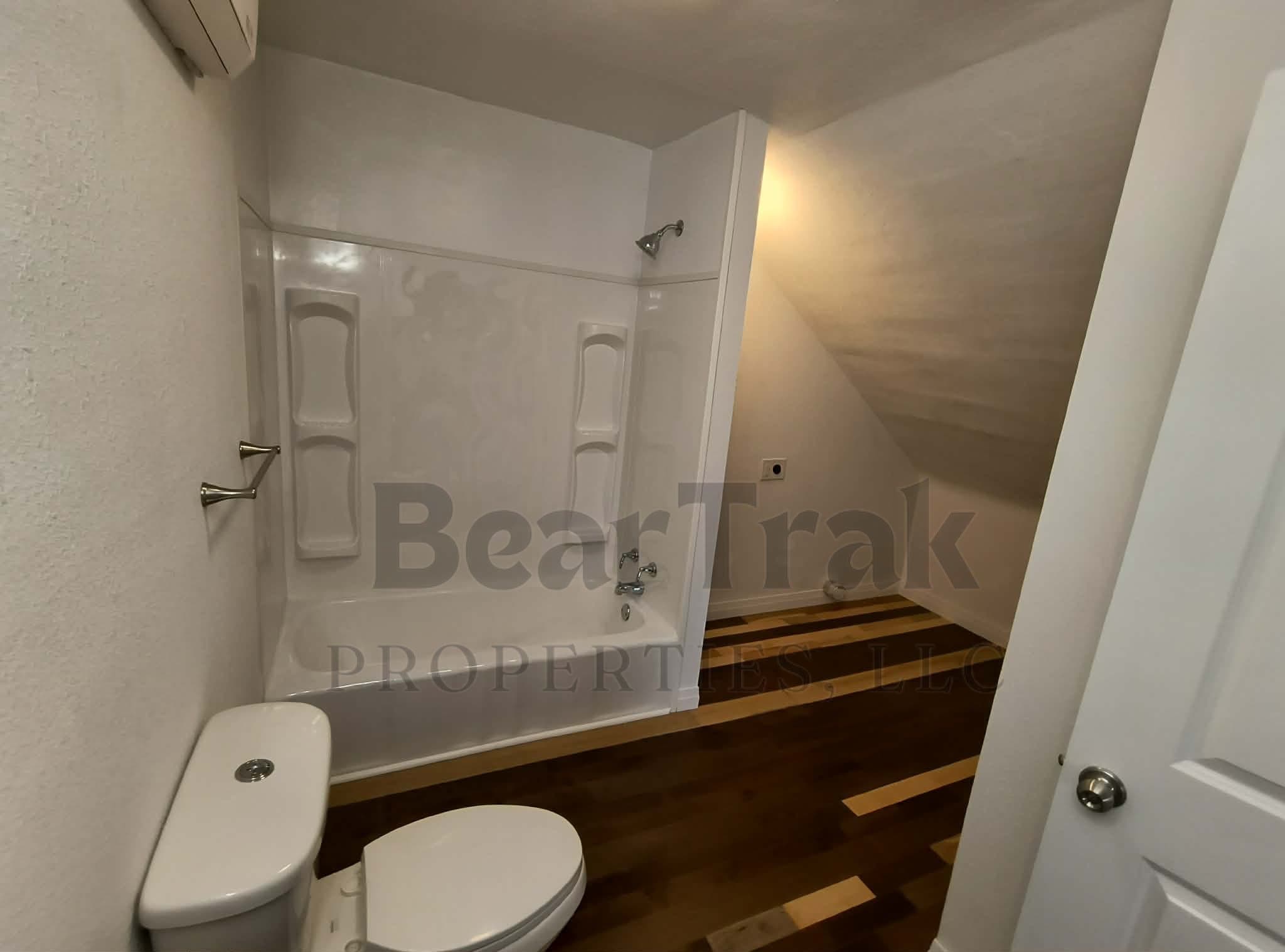 Wellsburg Townhome: 1339 Charles Street