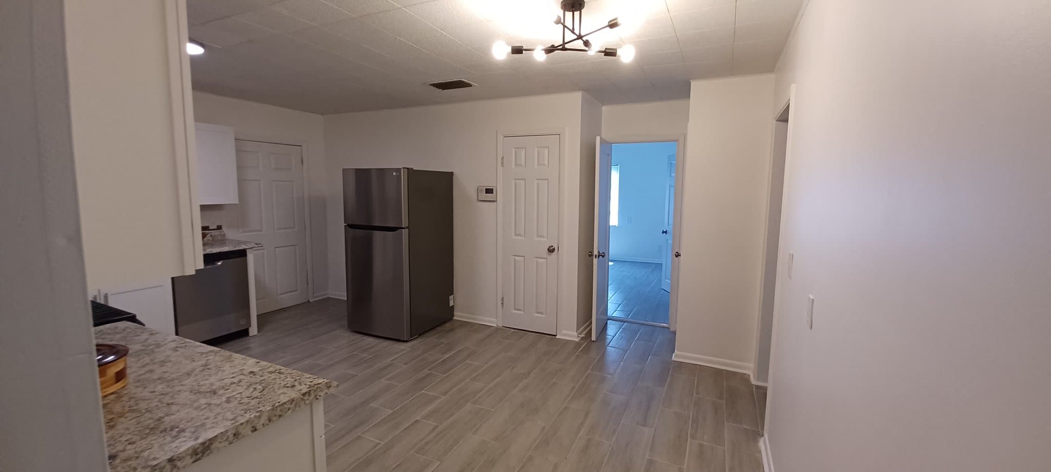Jacksonville House: 9124 8th ave