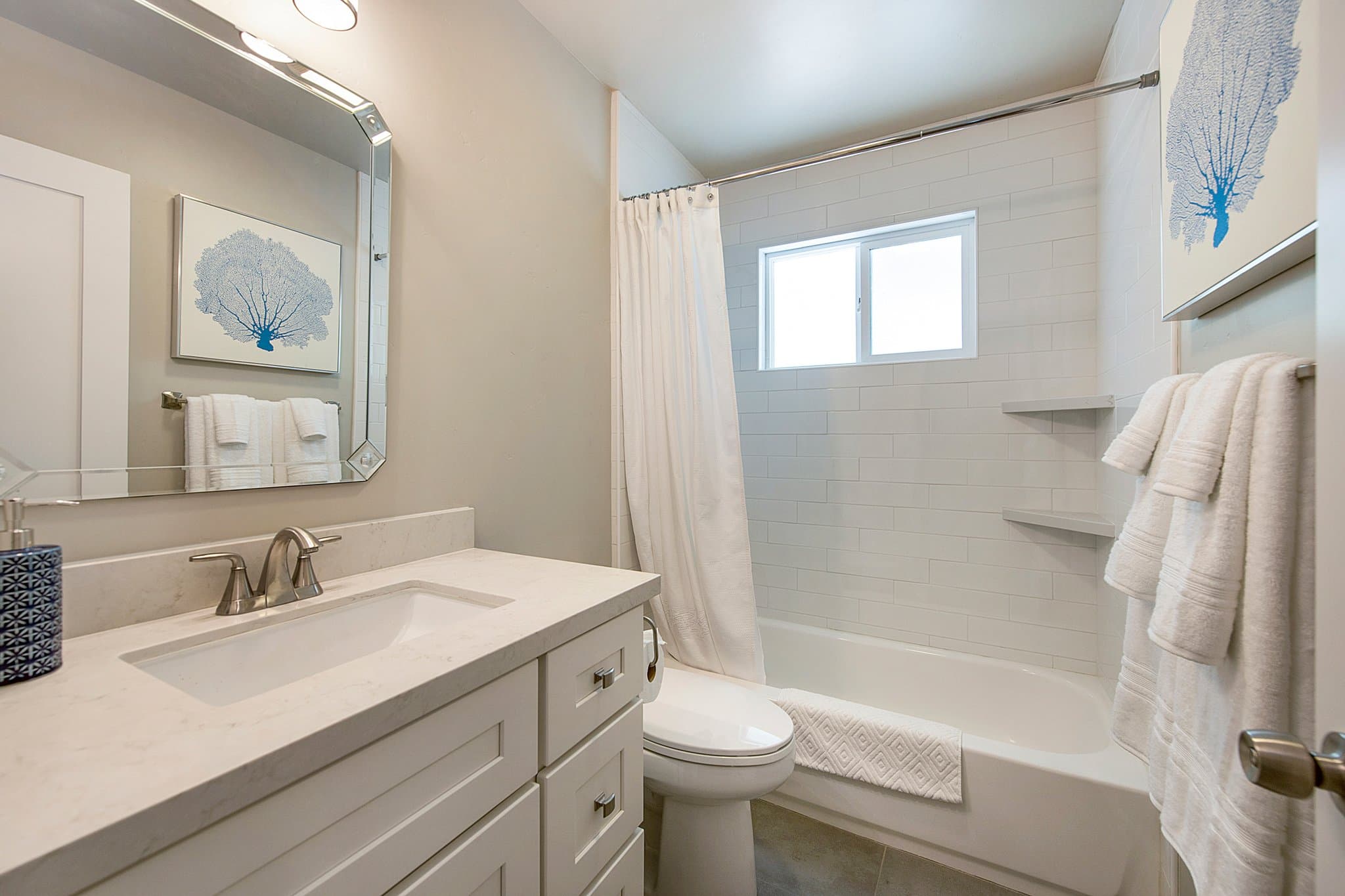 Calistoga House: 1101 Silver St