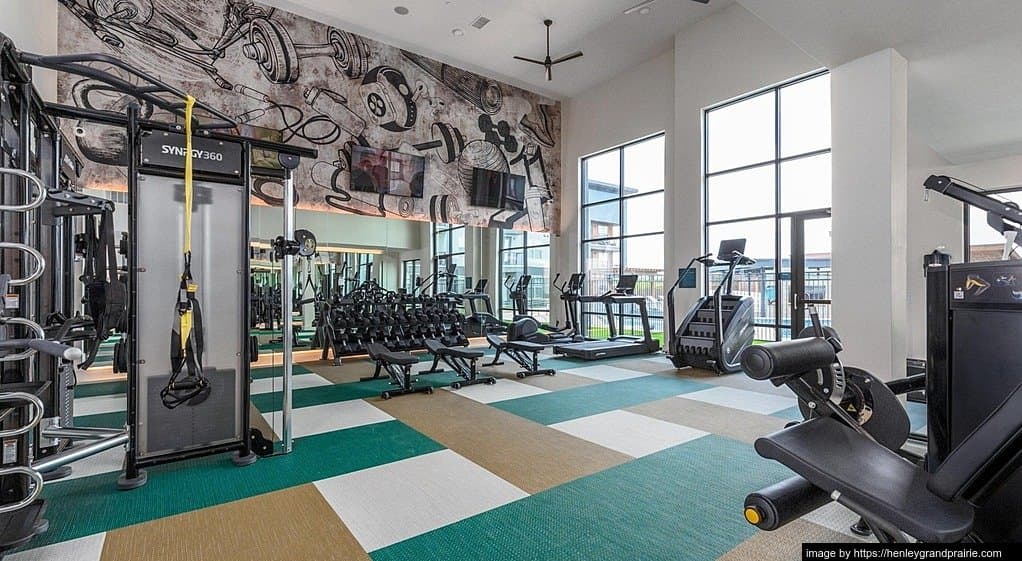 Grand Prairie Apartment: 3850 Double Oak Ave