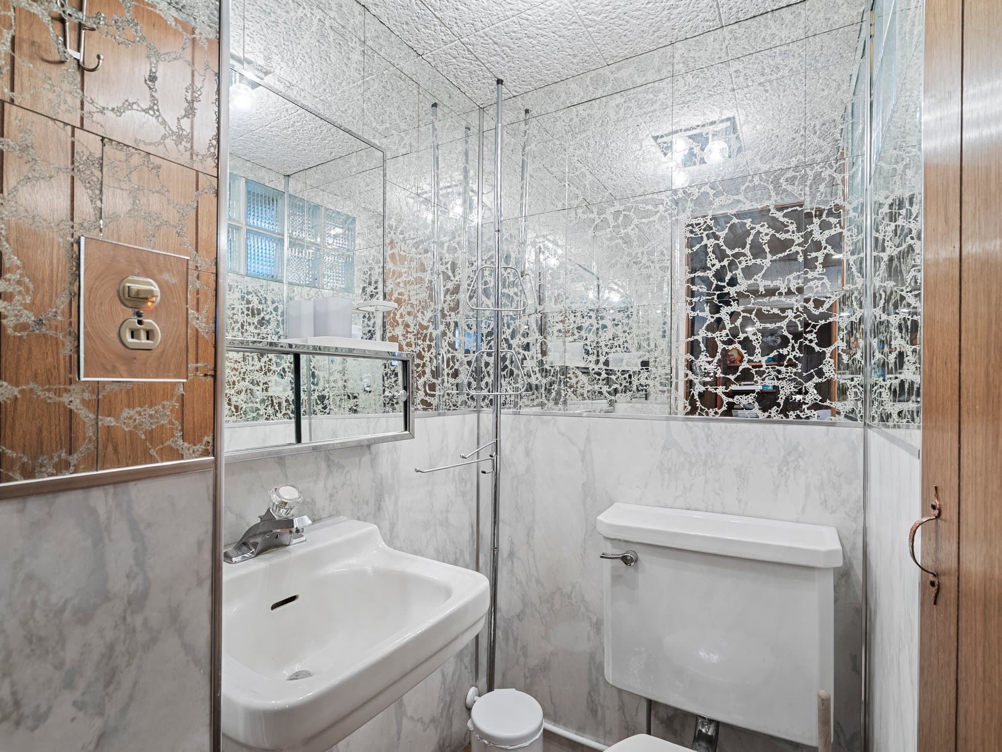 Salt Lake City House: 576 E 3635 S