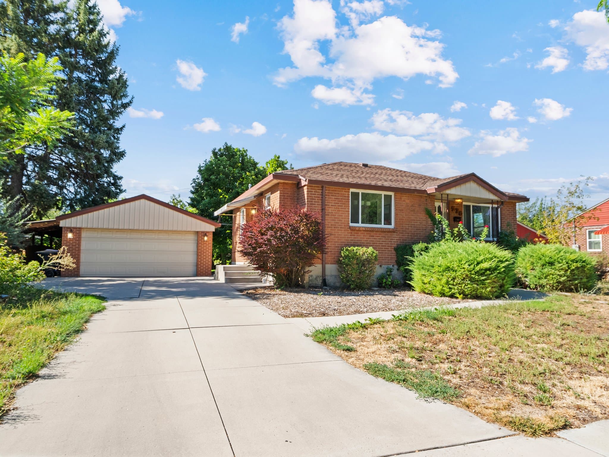 Salt Lake City House: 576 E 3635 S