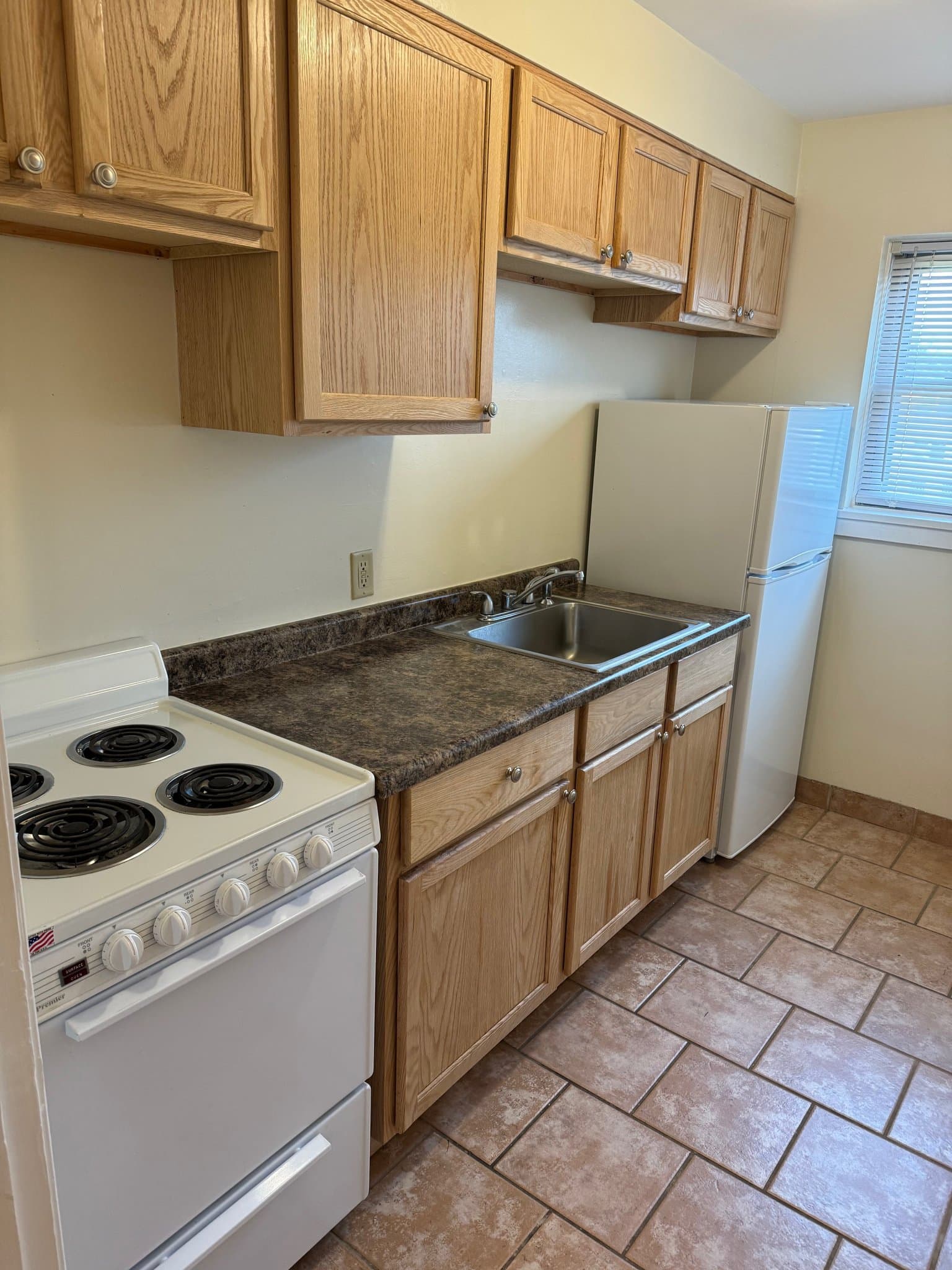 st paul Apartment: 880 cleveland ave s