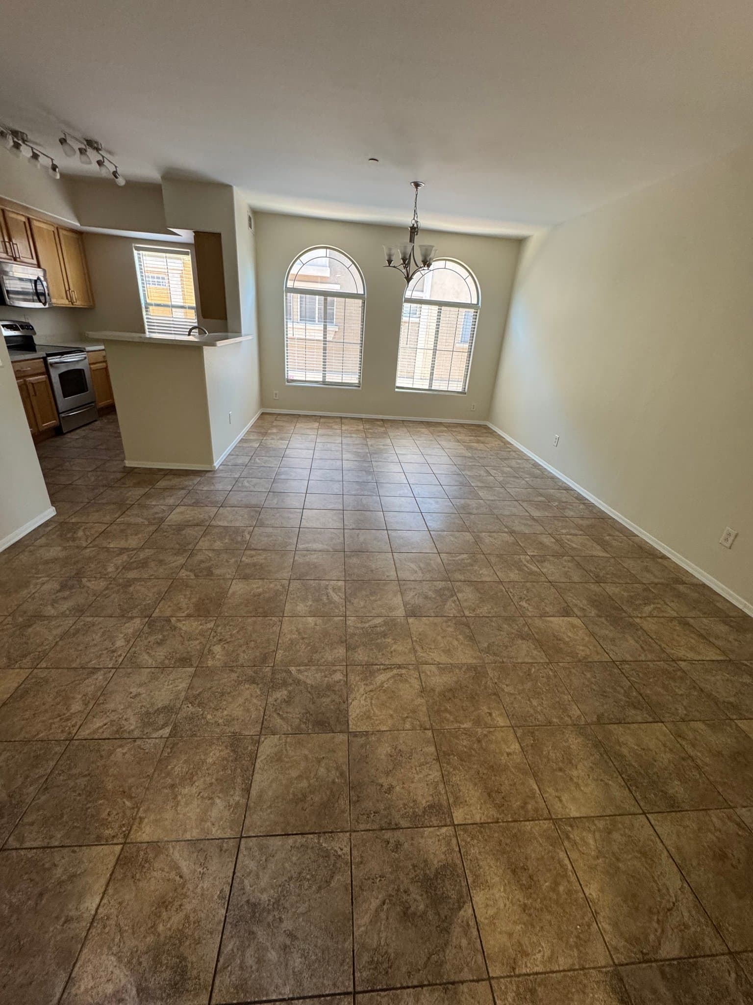 Chandler Townhome: 900 S 94th St