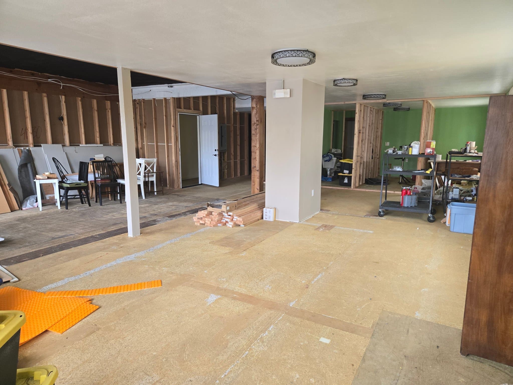 Seaside Other: 719 1 st ave